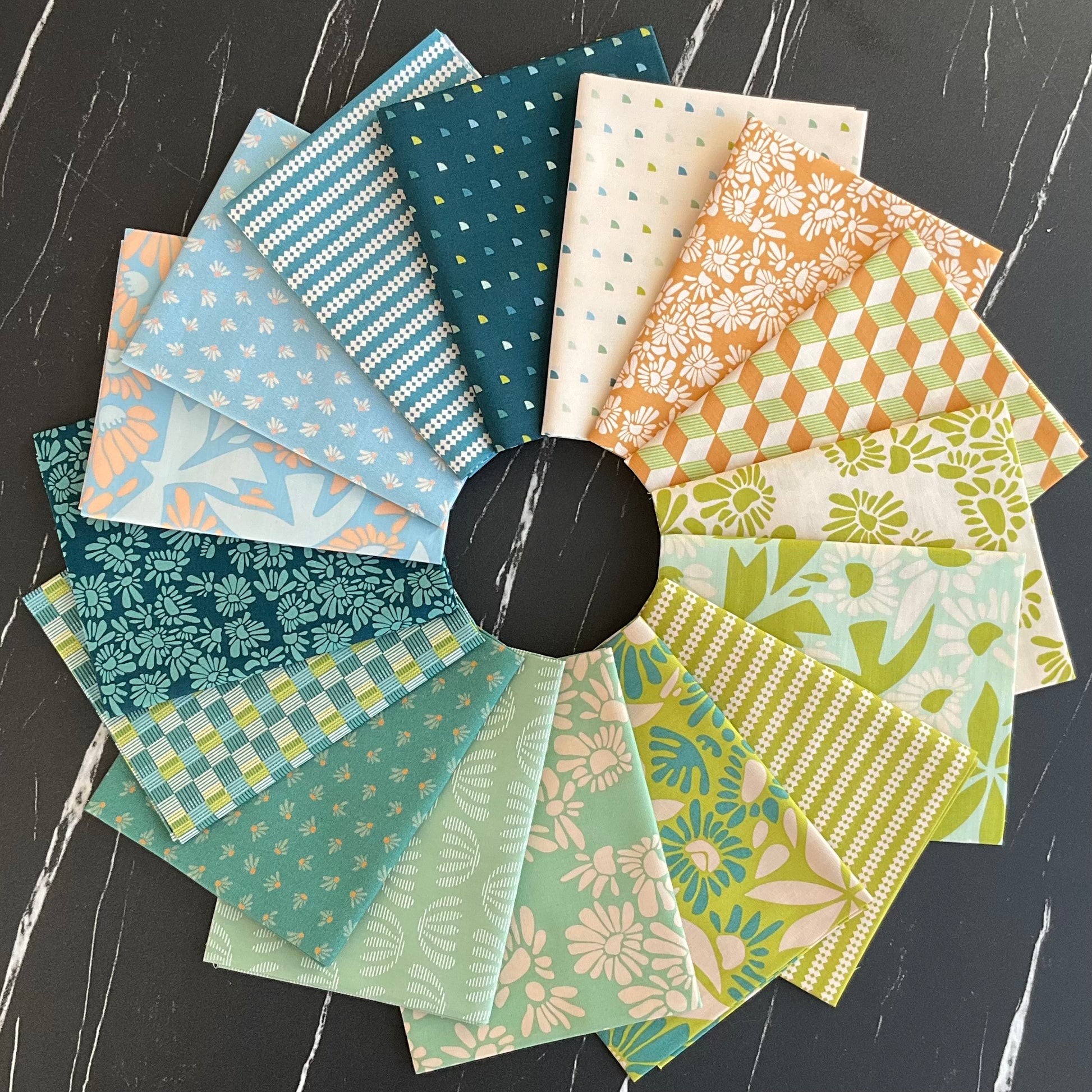 Evolve by Suzy Quilts - Fabric Bundles