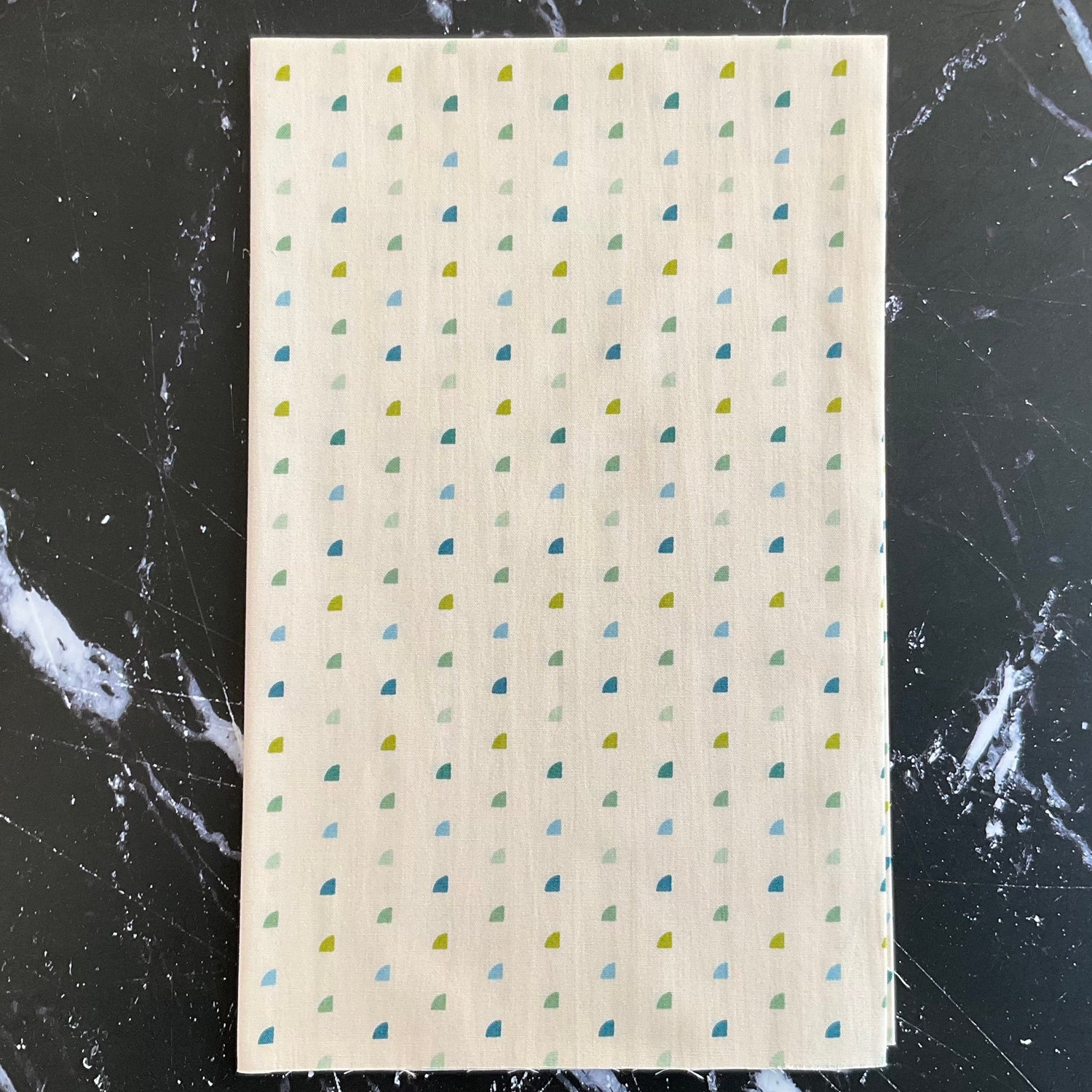 Evolve by Suzy Quilts - Tiny Moon Matcha EVO60415