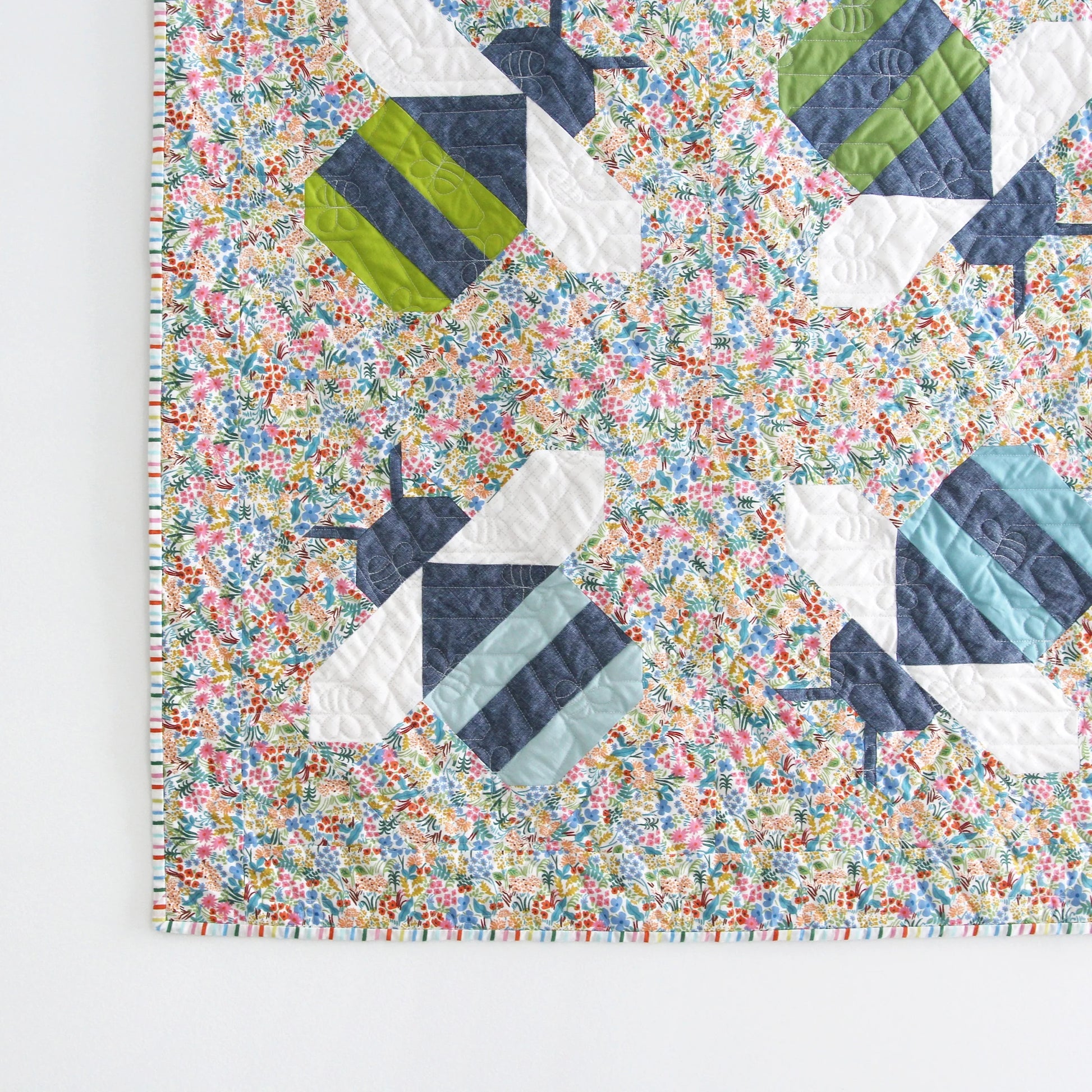 Firefly Quilt Pattern by Pen + Paper Patterns