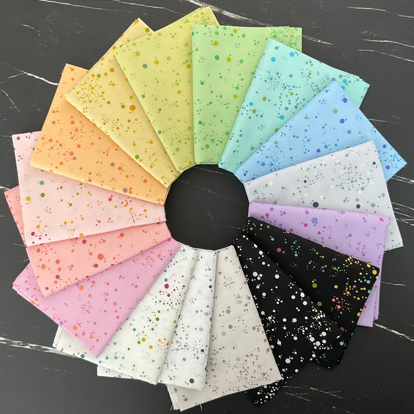 Fizz by Giucy Giuce - Exploding Heart Quilt Kit