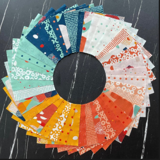 Frisky by Zen Chic Mini Charm