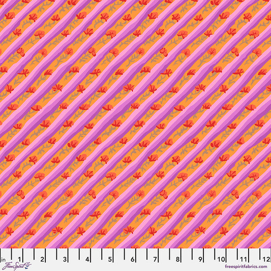 From the Archives by Kaffe Fassett : Diagonal Poppy Lavender PWGP024.LAVENDER