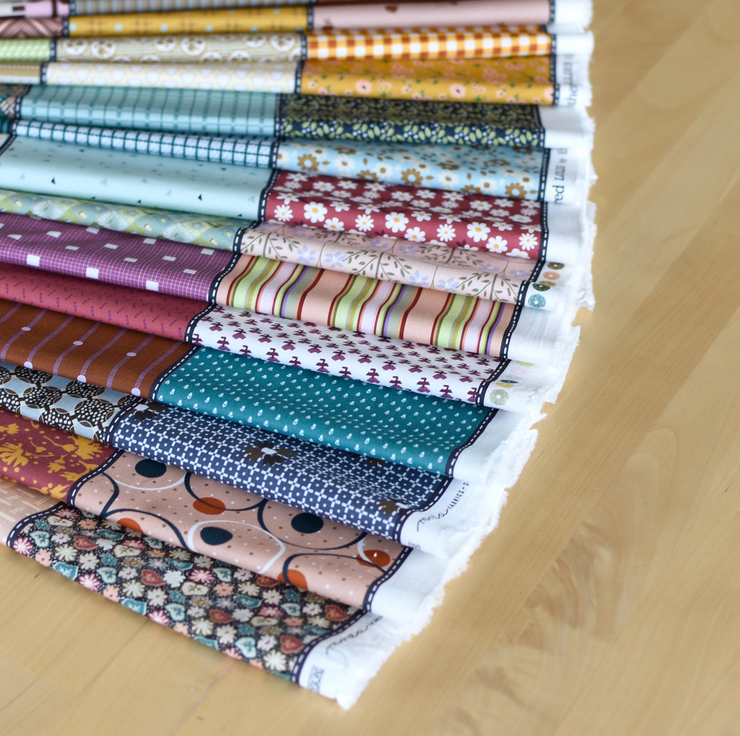 Gathered Lollies by Jen Kingwell : Trentham 18297 12