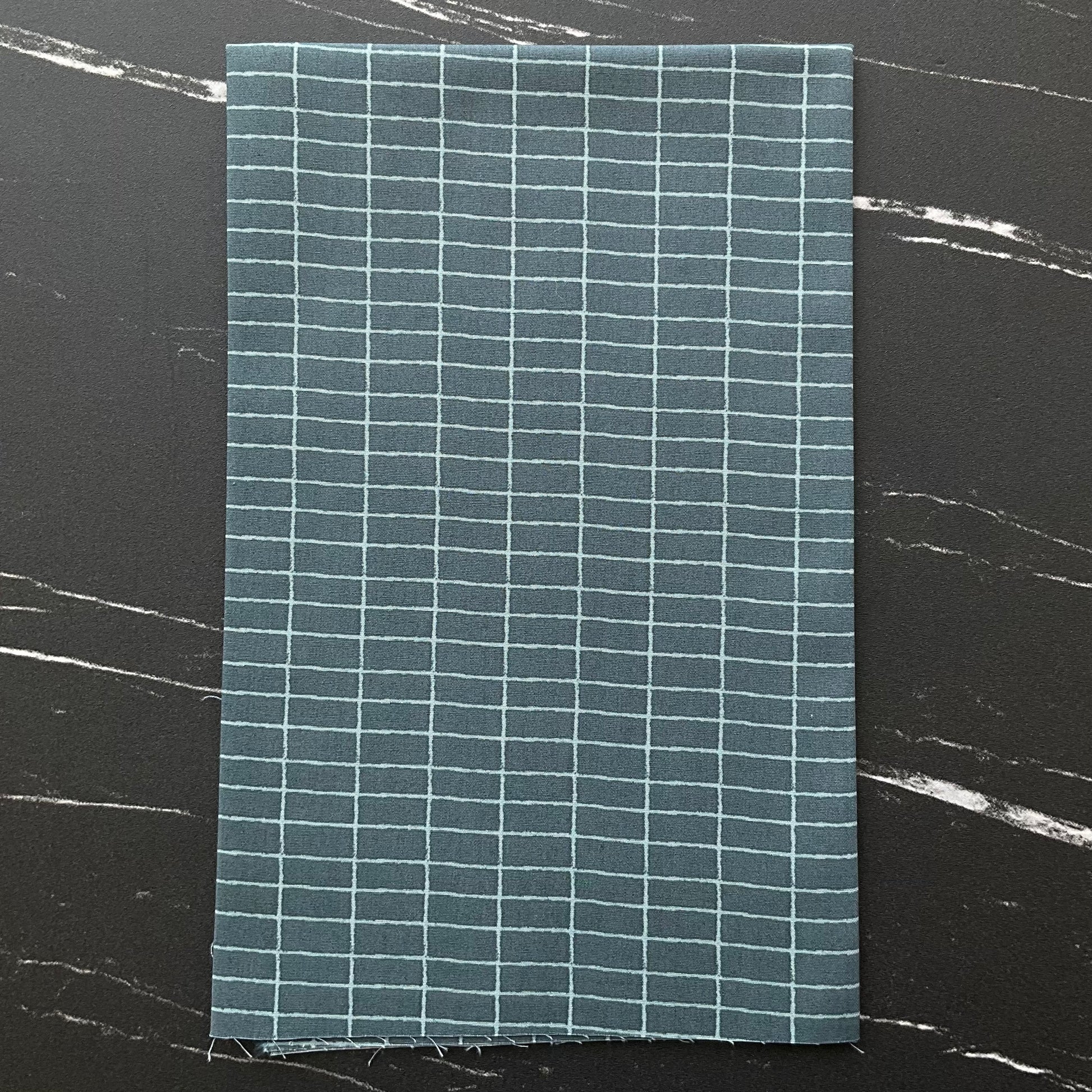 Gayle Loraine by Elizabeth Chappell : Looking Out