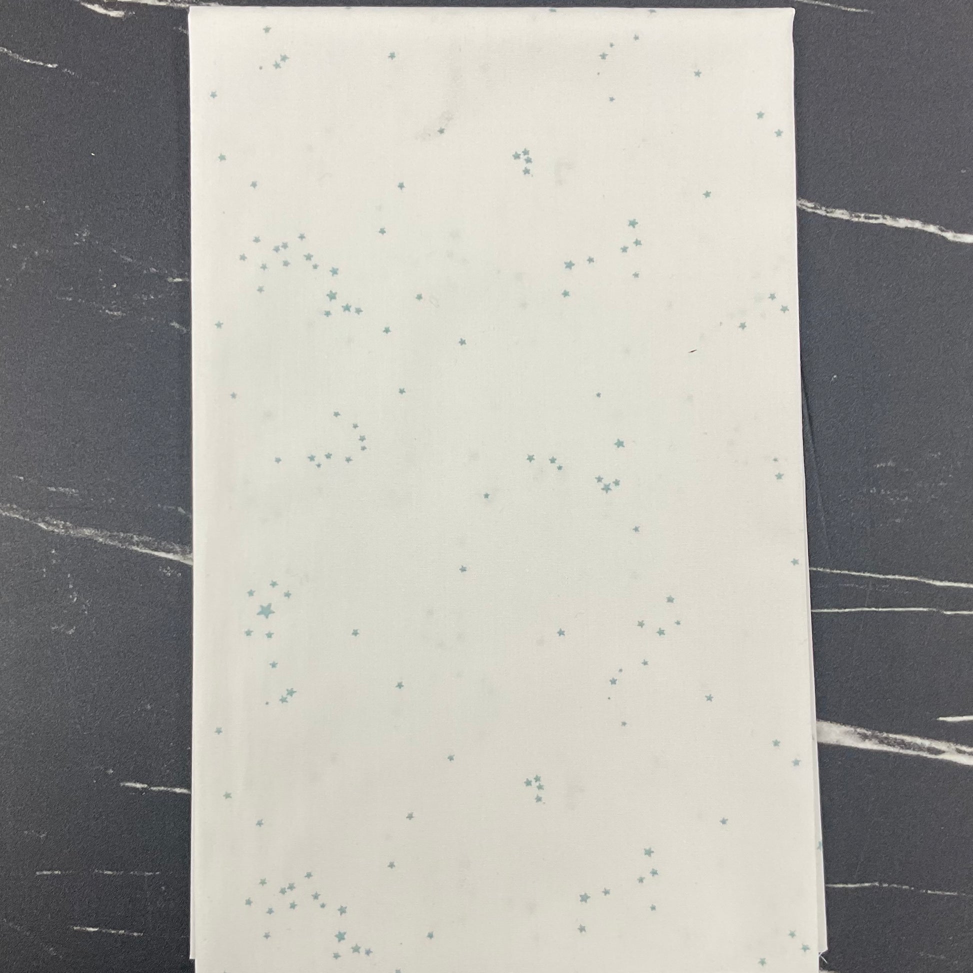 GeoBloom by Sewcial Bee Collective : Glowdust Snow SBC-GB-1044