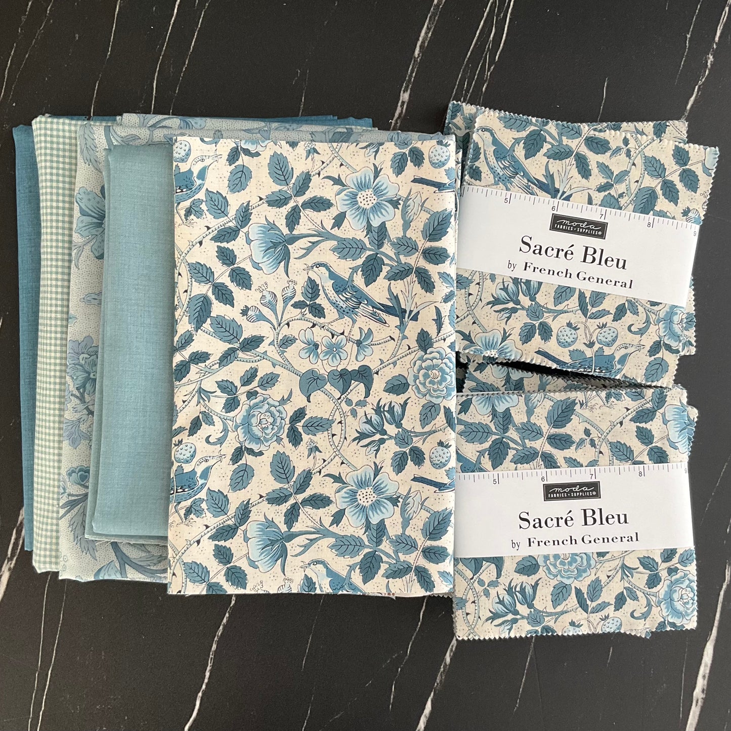 Grande Fleur Quilt Kit featuring Sacre Bleu by French General
