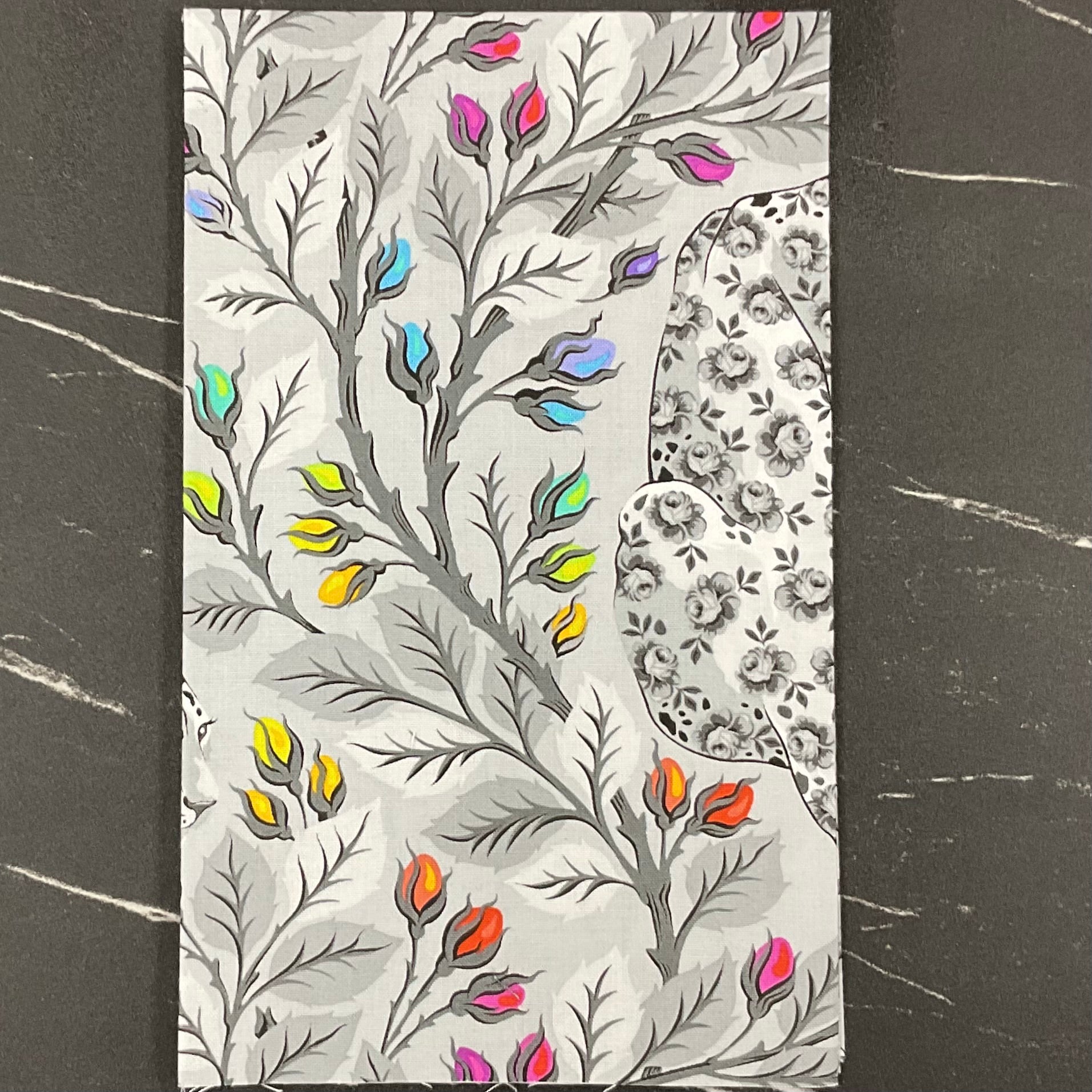 Graywork by Tula Pink : Beautymark Fog PWTP257.FOG