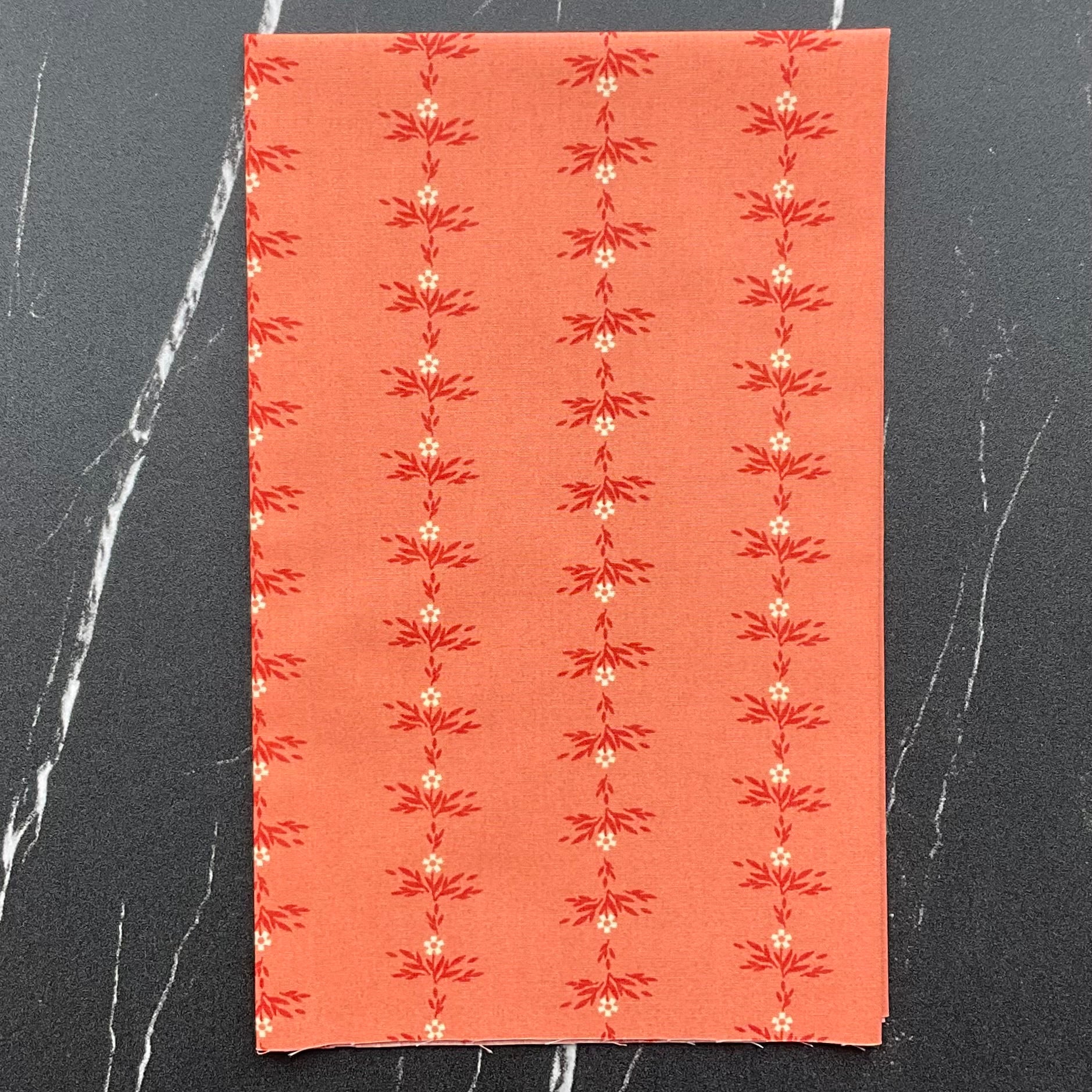 Hazelwood by AGF Studio Daisy Chains HZW62304