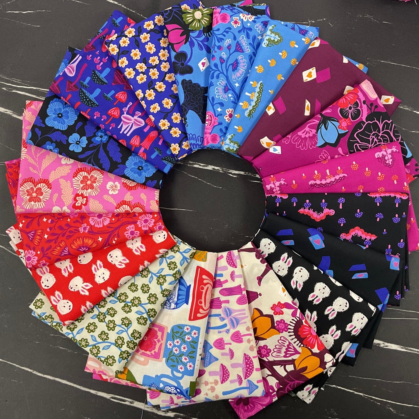 Hello Alice by Sarah Watts : Fabric Bundles