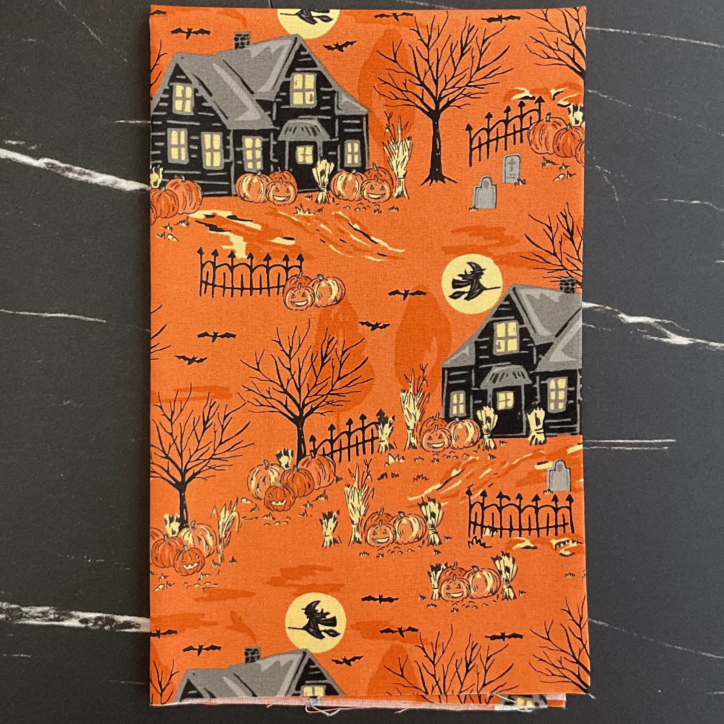 Home Sweet Haunt by Stacy Iest Hsu : Bundles