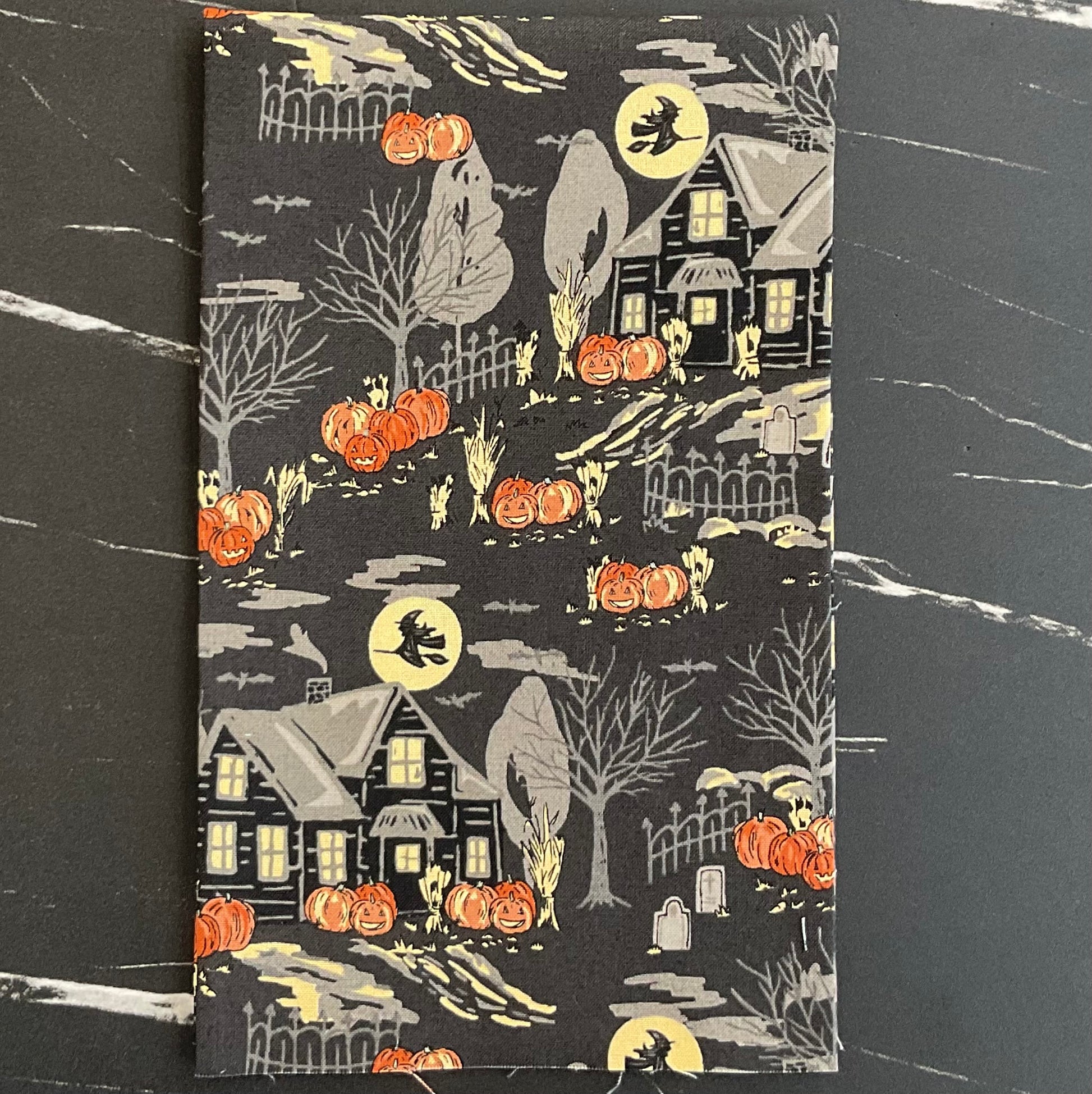 Home Sweet Haunt by Stacy Iest Hsu : Bundles