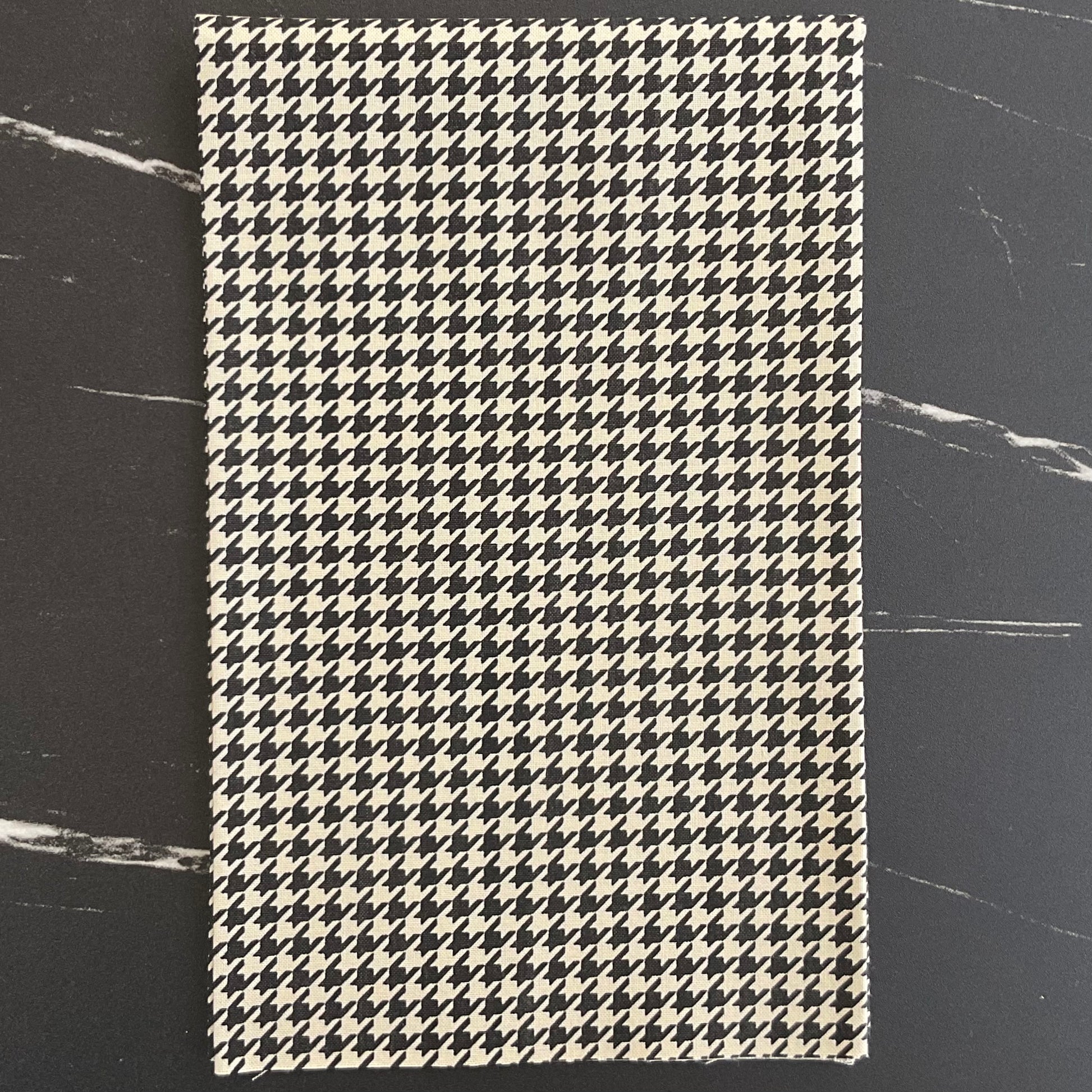 Home Sweet Haunt by Stacy Iest Hsu : Bundles