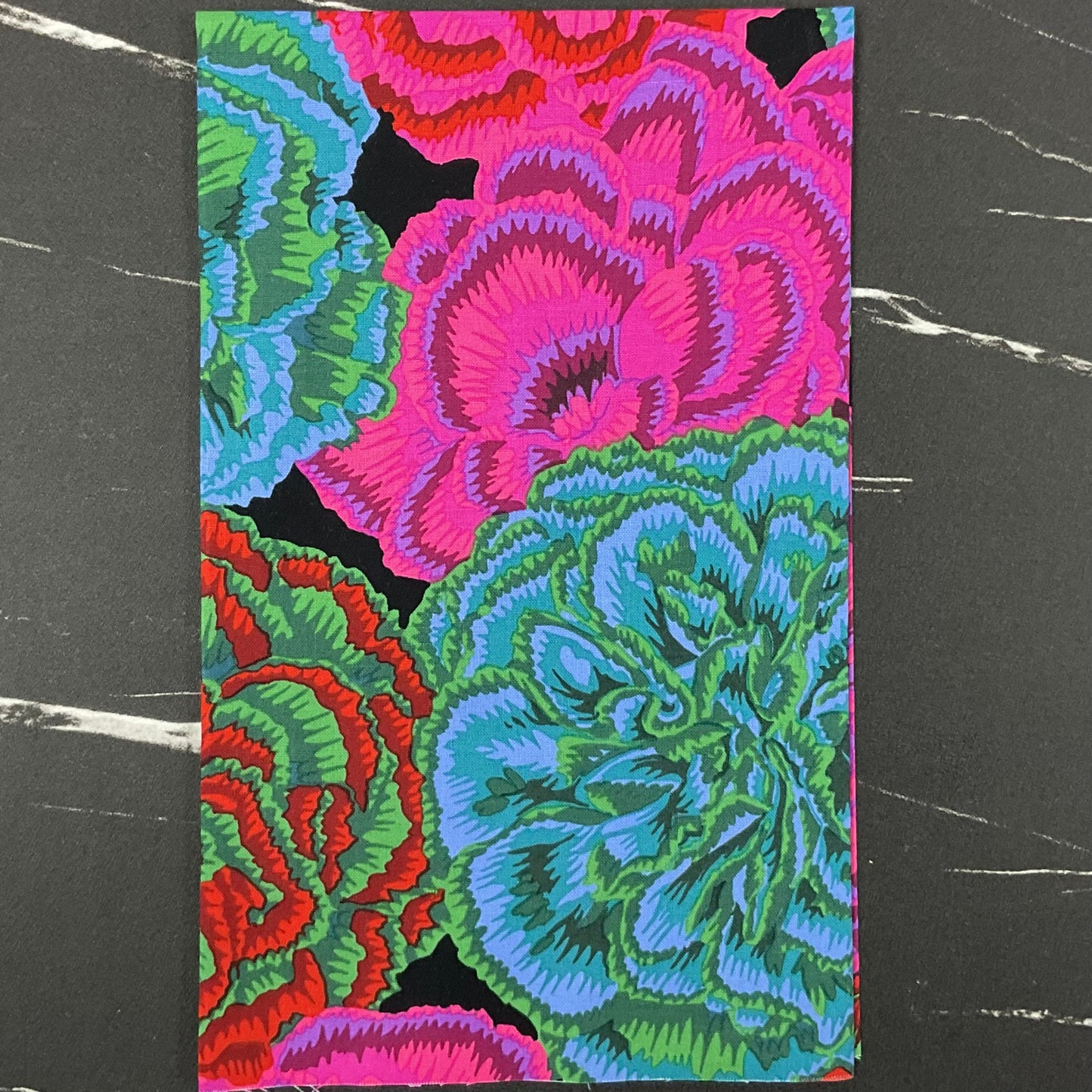 Kaffe Fassett Collective August 2025 : Warm Bundle