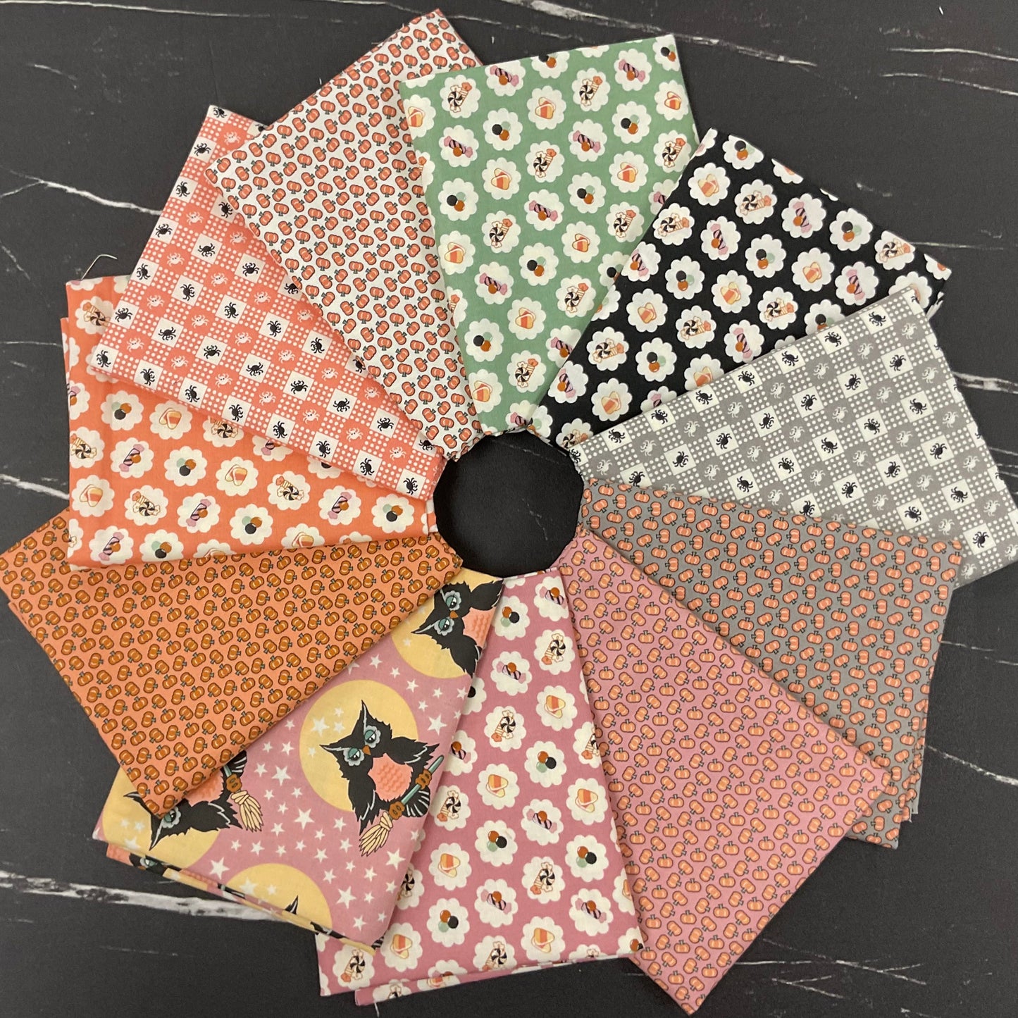 Owl O Ween by Urban Chiks : Fabric Bundles