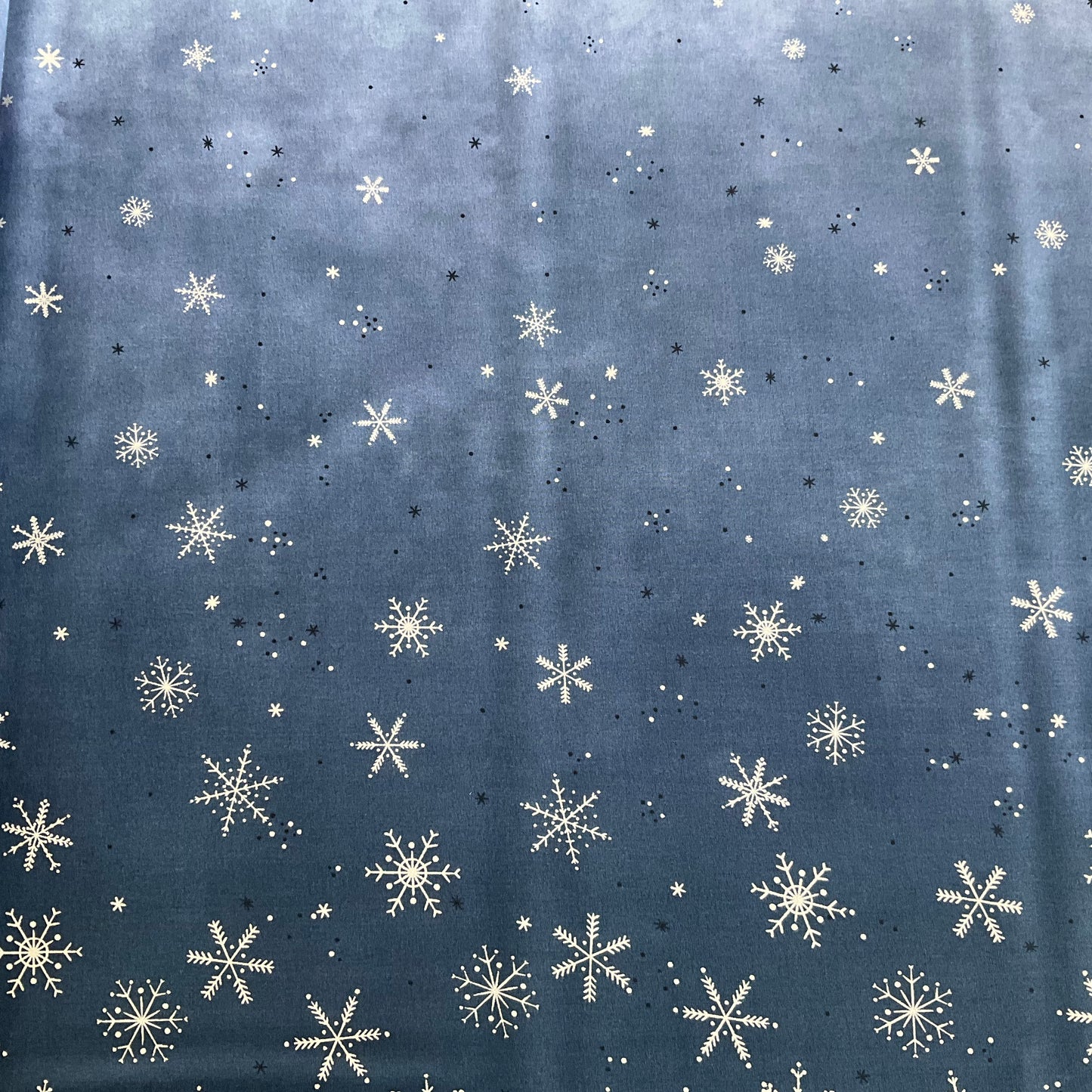 Ombre Flurries by V and Co. - Indigo 10874 225MS