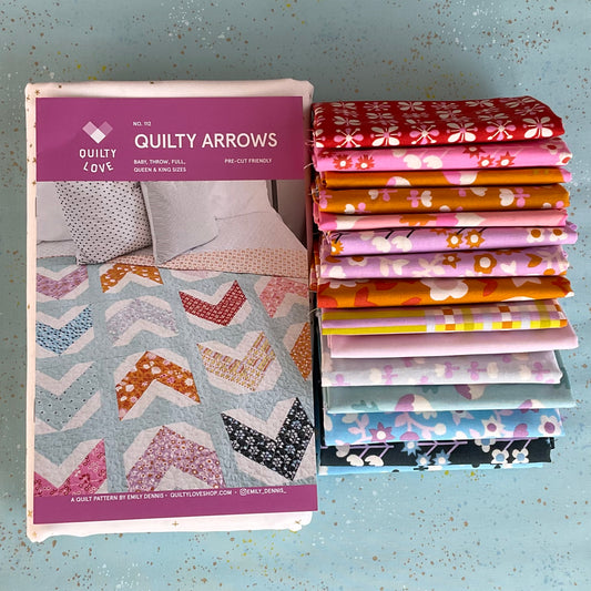 Kit de courtepointe Quilty Arrows mettant en vedette Pétunia par Kimberly Kight - 2 façons de couleurs