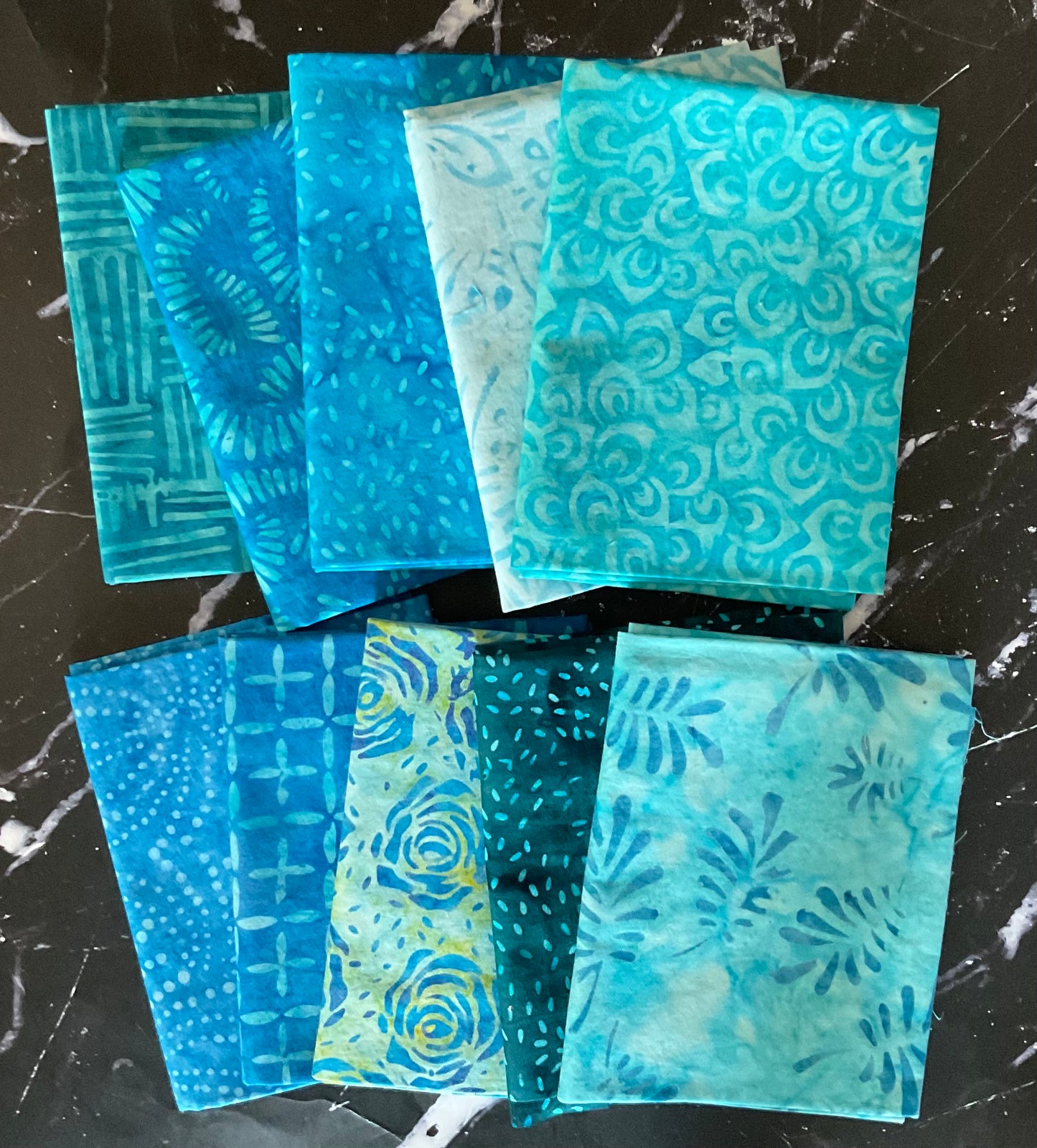 Splendor Quiltessentials 7 Batiks par Anthology Fabrics - Offre groupée de juillet