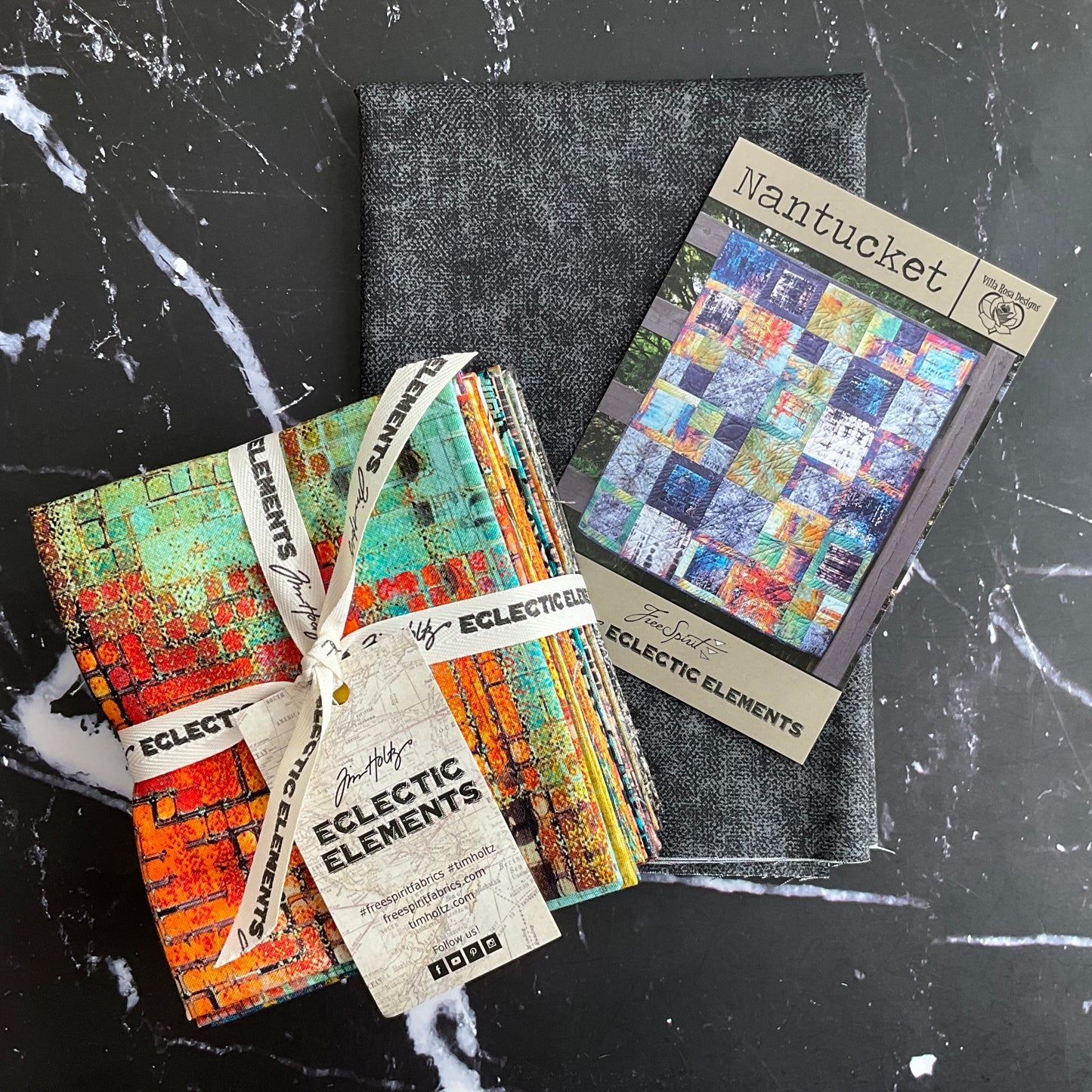 Eclectic Elements par Tim Holtz - Spark Pack Quilt Kit avec Abandoned - 4 options de motifs