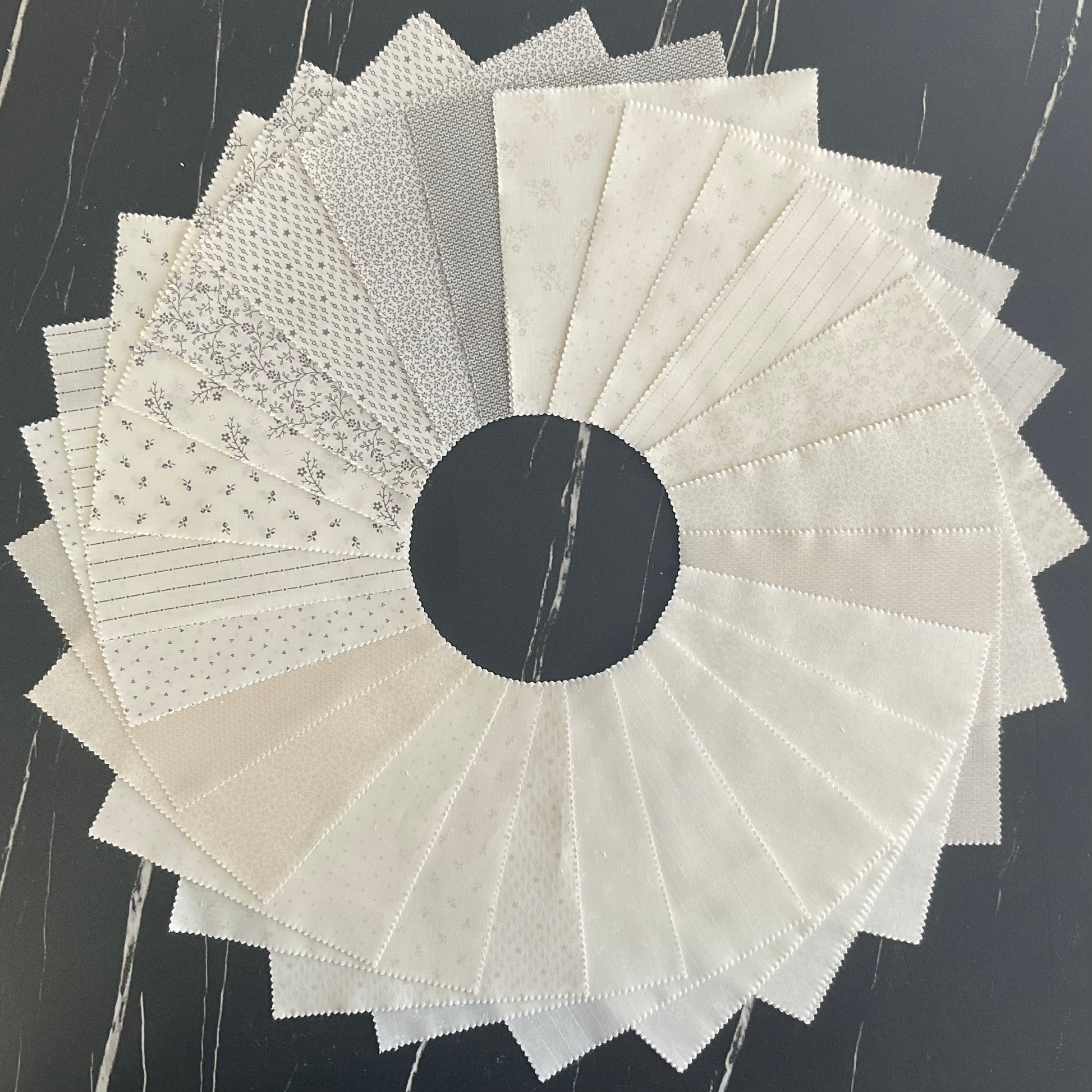 Itty Bitty Background Gatherings by Primitive Gatherings : Charm Pack