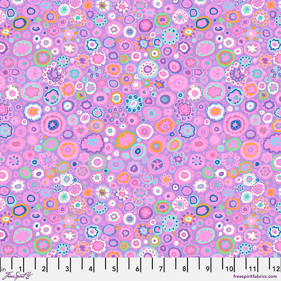 Kaffe Fassett Collective August 2025 : Paperweight Lavender PWGP020.LAVENDER