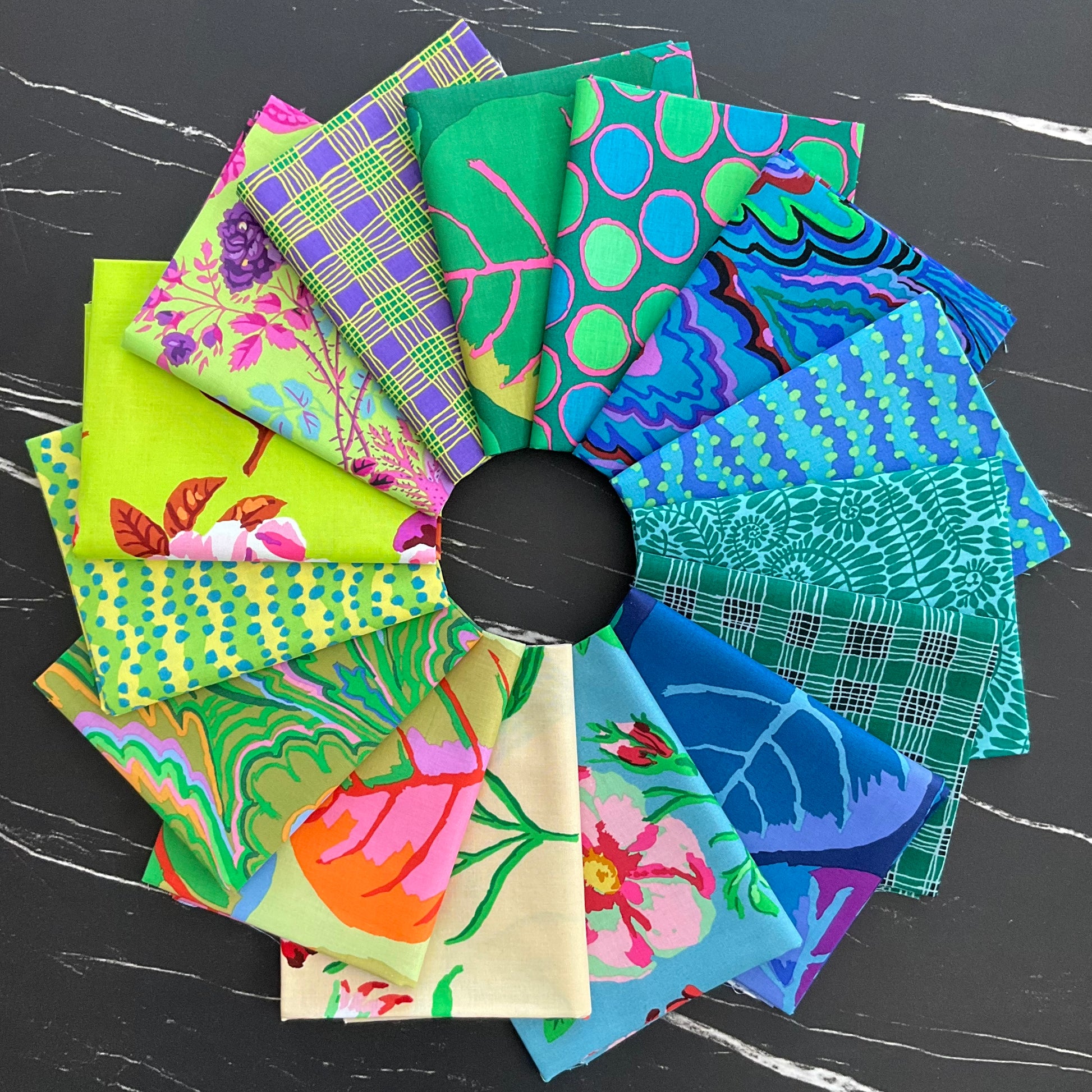 Kaffe Fassett Collective February 2025 : Cool Bundle