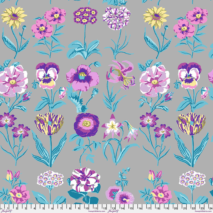 Kaffe Fassett Collective February 2025 : Flower Studies - Grey PWGP205.GREY