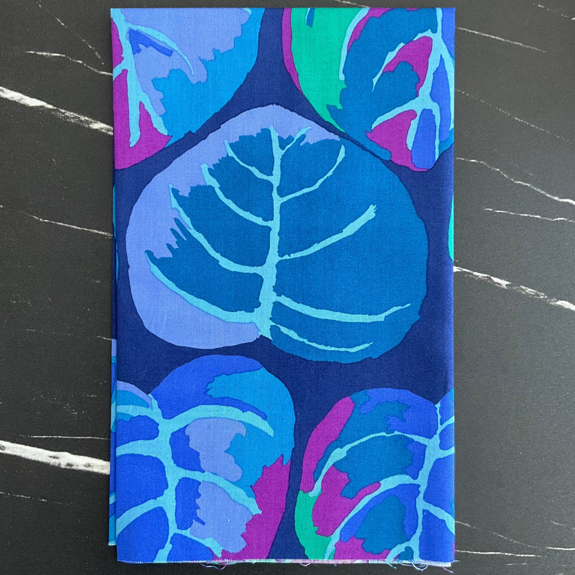 Kaffe Fassett Collective February 2025 : Palm Leaves Blue - PWGP208.BLUE