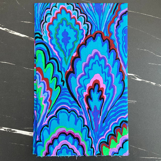 Kaffe Fassett Collective February 2025 : Marble Scallops Blue-PWGP207.BLUE