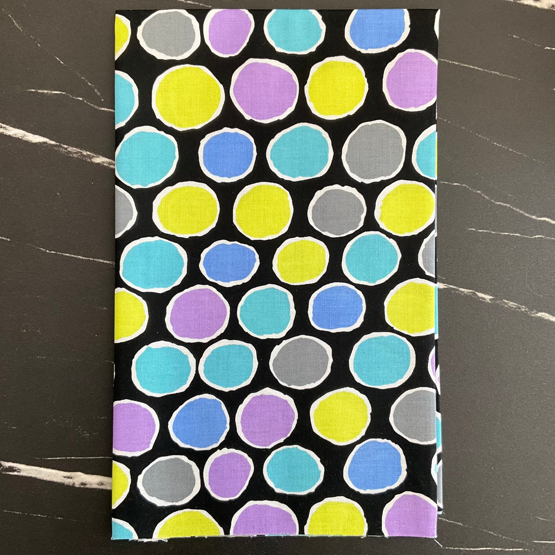 Kaffe Fassett Collective February 2025 : Penny-wise Contrast - PWGP206.CONTRAST