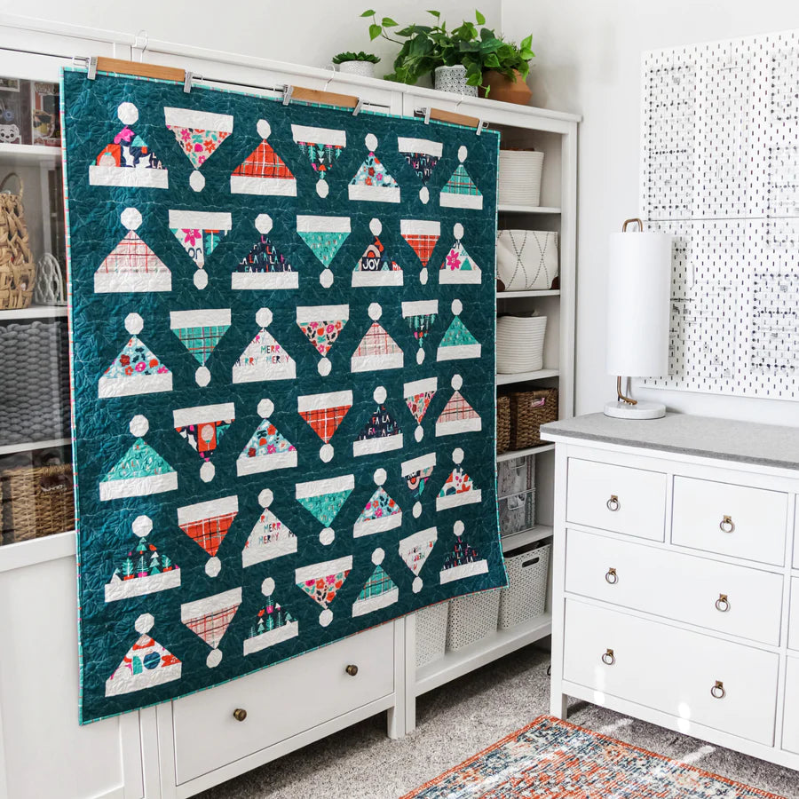 Kris Kringle Quilt Pattern by Pen and Paper Patterns