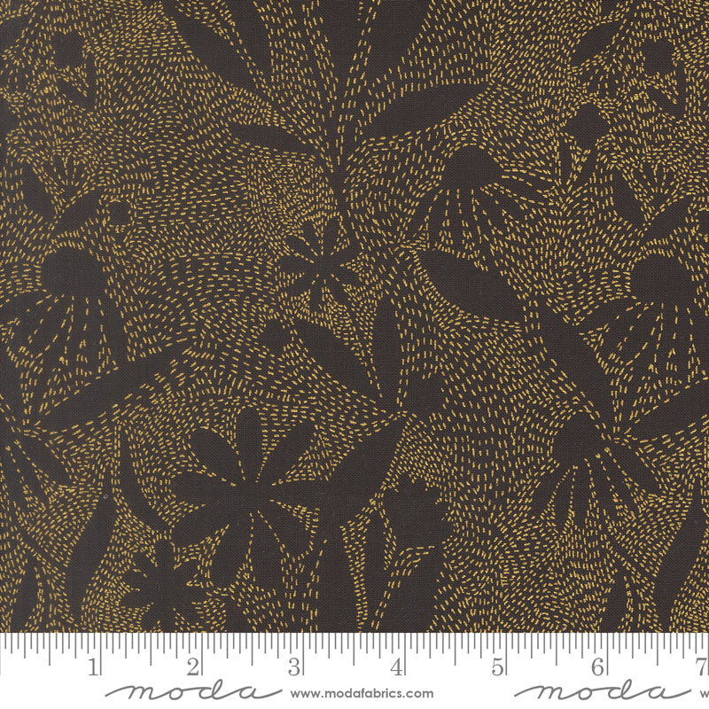 Ladybug Whimsy by Gingiber : Outlines Metal Midnight 48445 18M