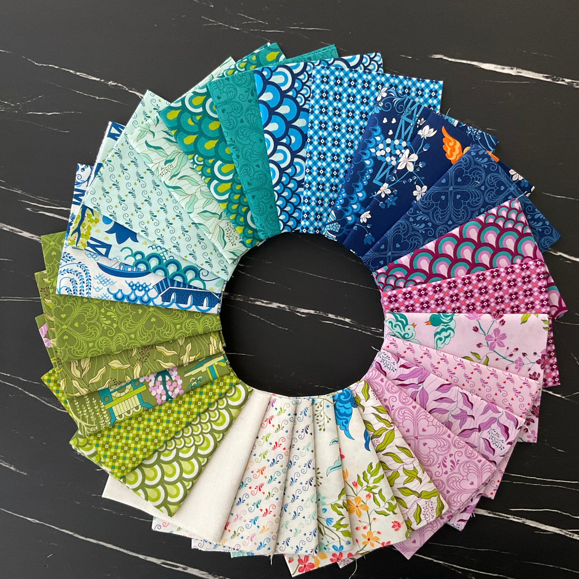 Legendary Love by Sarah Thomas of Sariditty : Fabric Bundles