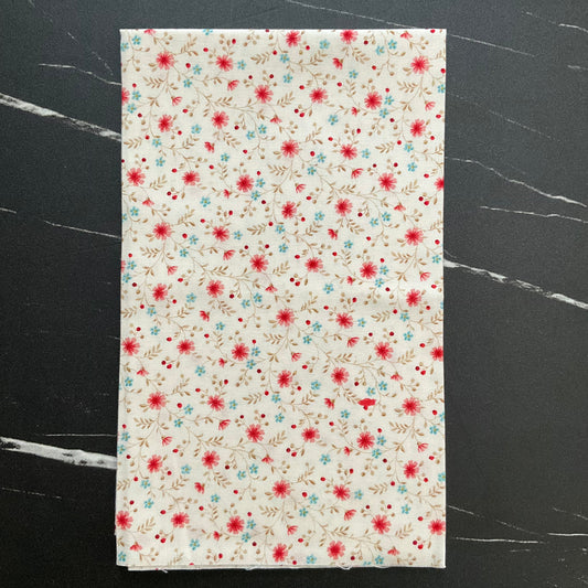 Lighthouse by Laundry Basket Quilts - Seaside Daisies Seashells A1478-L