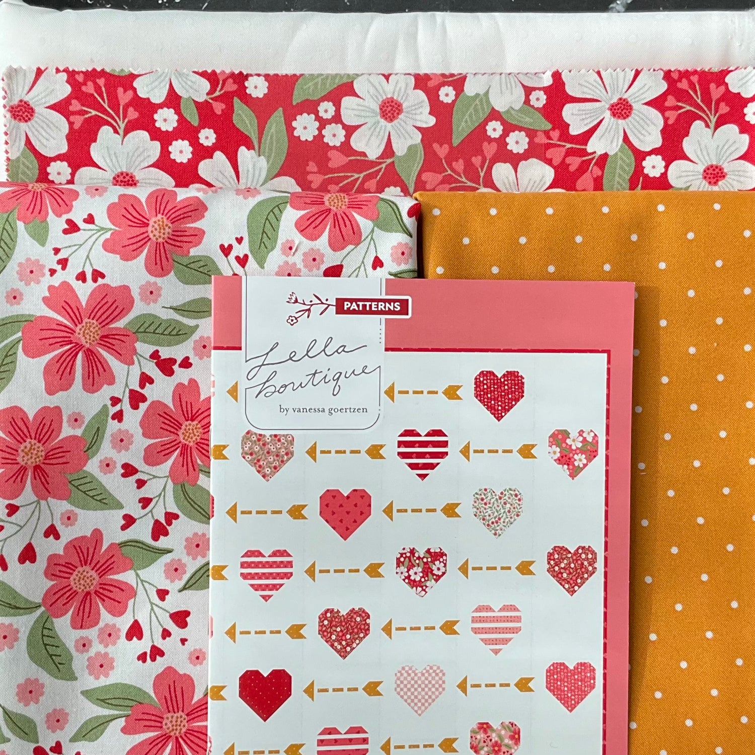 Love Blooms by Lella Boutique : Playing Cupid Quilt Kit