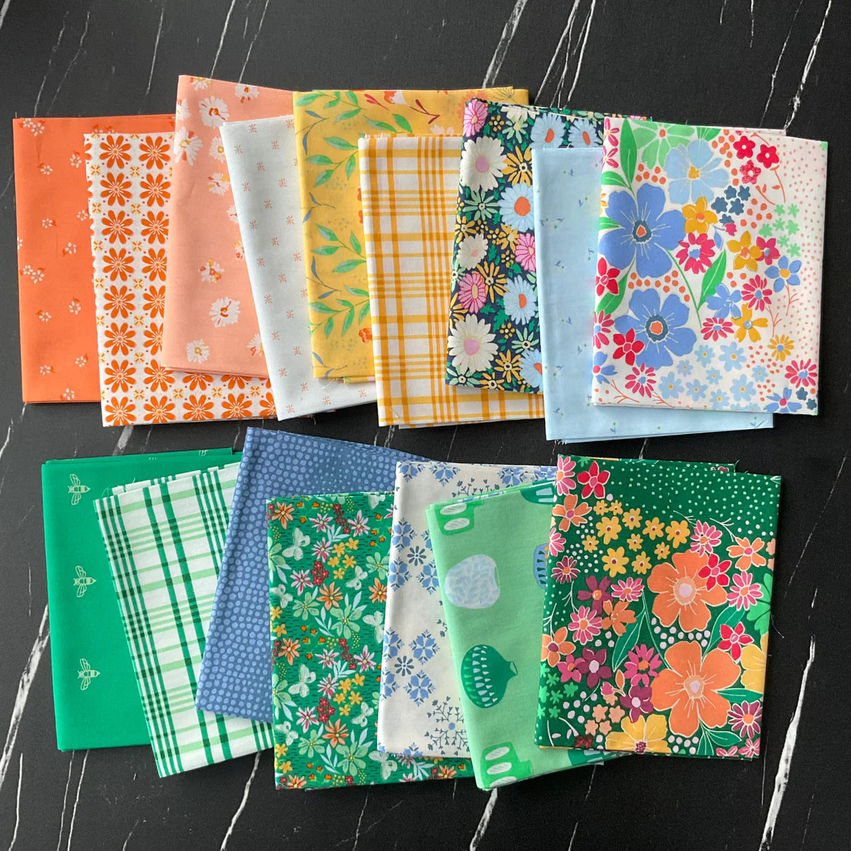 Luminous Quilt Kit featuring Daisy by Maureen Cracknell