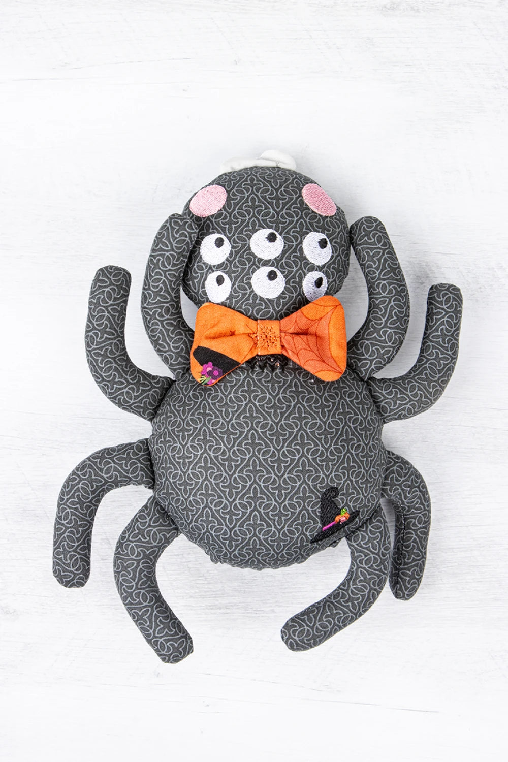 Little Witch and Friends Dolls by Jennifer Long - Machine Embroidery USB