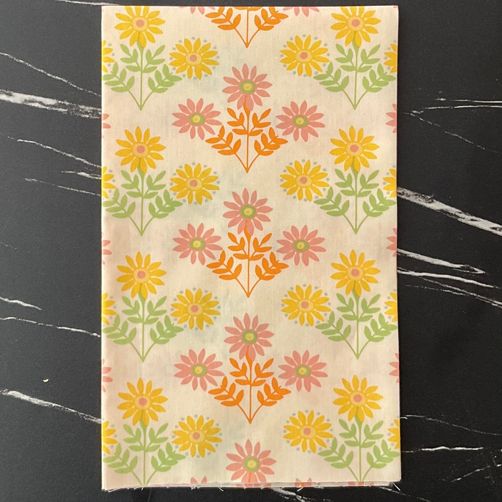 Marigold by Maureen Cracknell : Token Blooms MRG55304