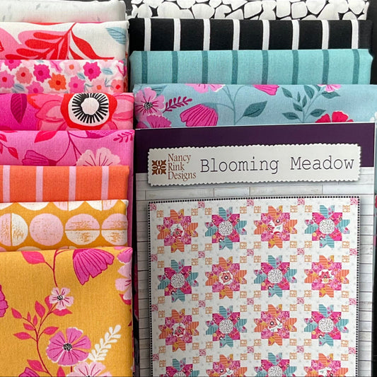 Memories Unfold by Stephanie Organes : Blooming Meadow Quilt Kit
