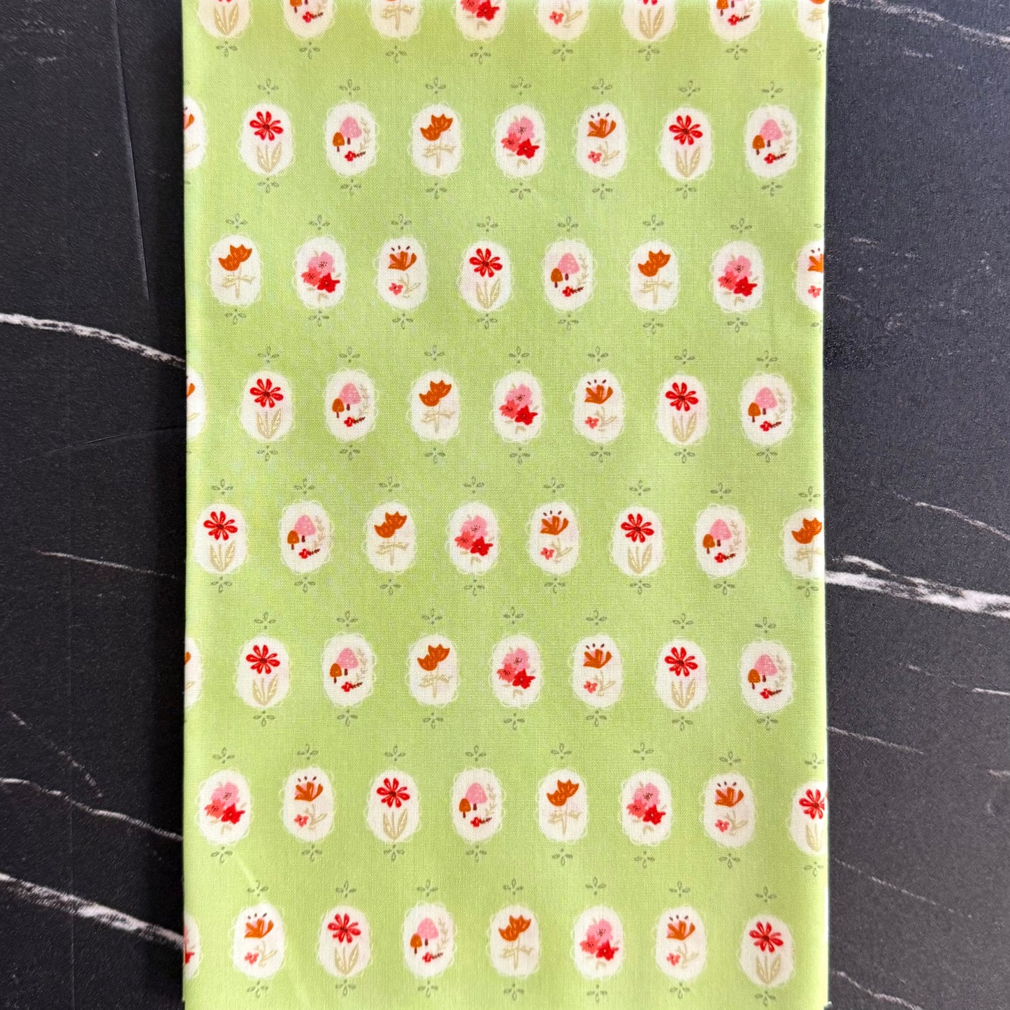 Minimo by Amy Sinibaldi : Fabric Bundles