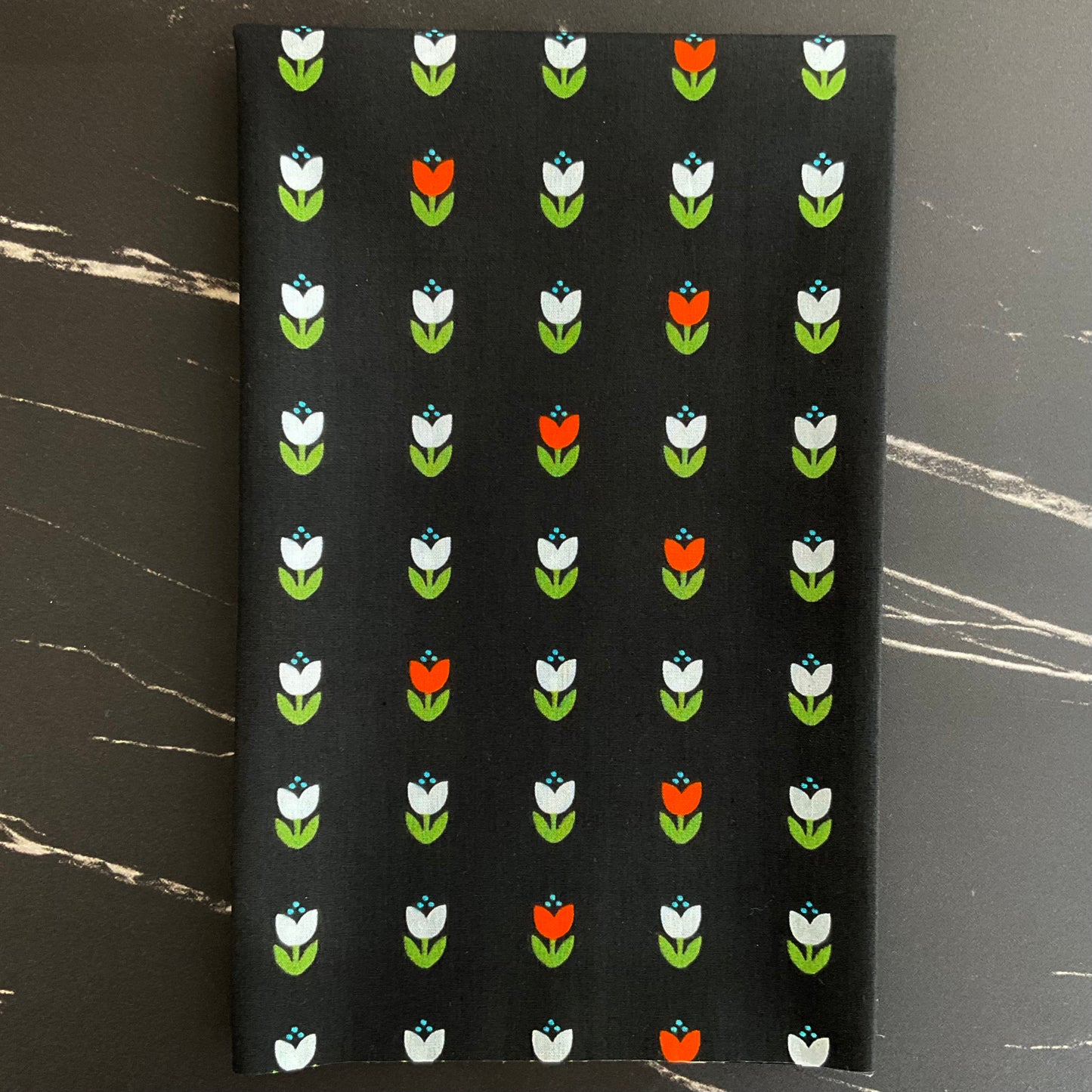 Modernista by AGF Studio ~ Rooted Tulips CUR8MO306