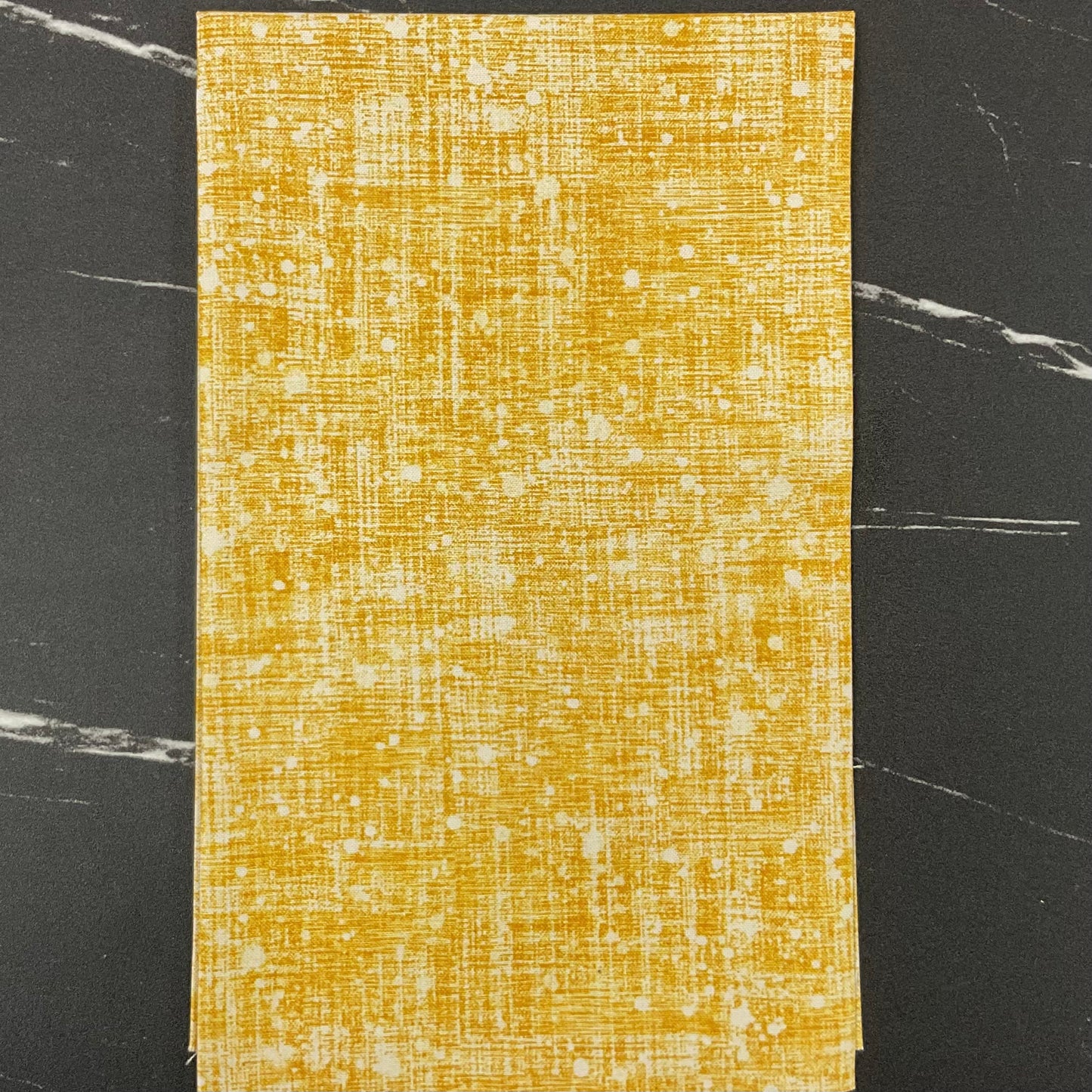 Natura by Painted Sky Studio : Natura Gold 16647-33