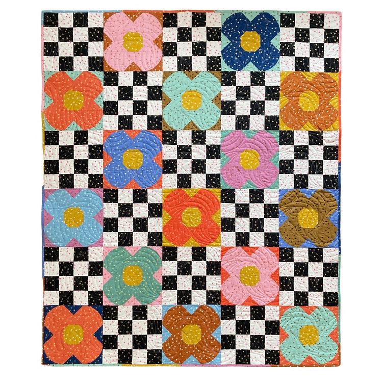 Natura by Painted Sky Studio : Poppin' Posies Quilt Kit