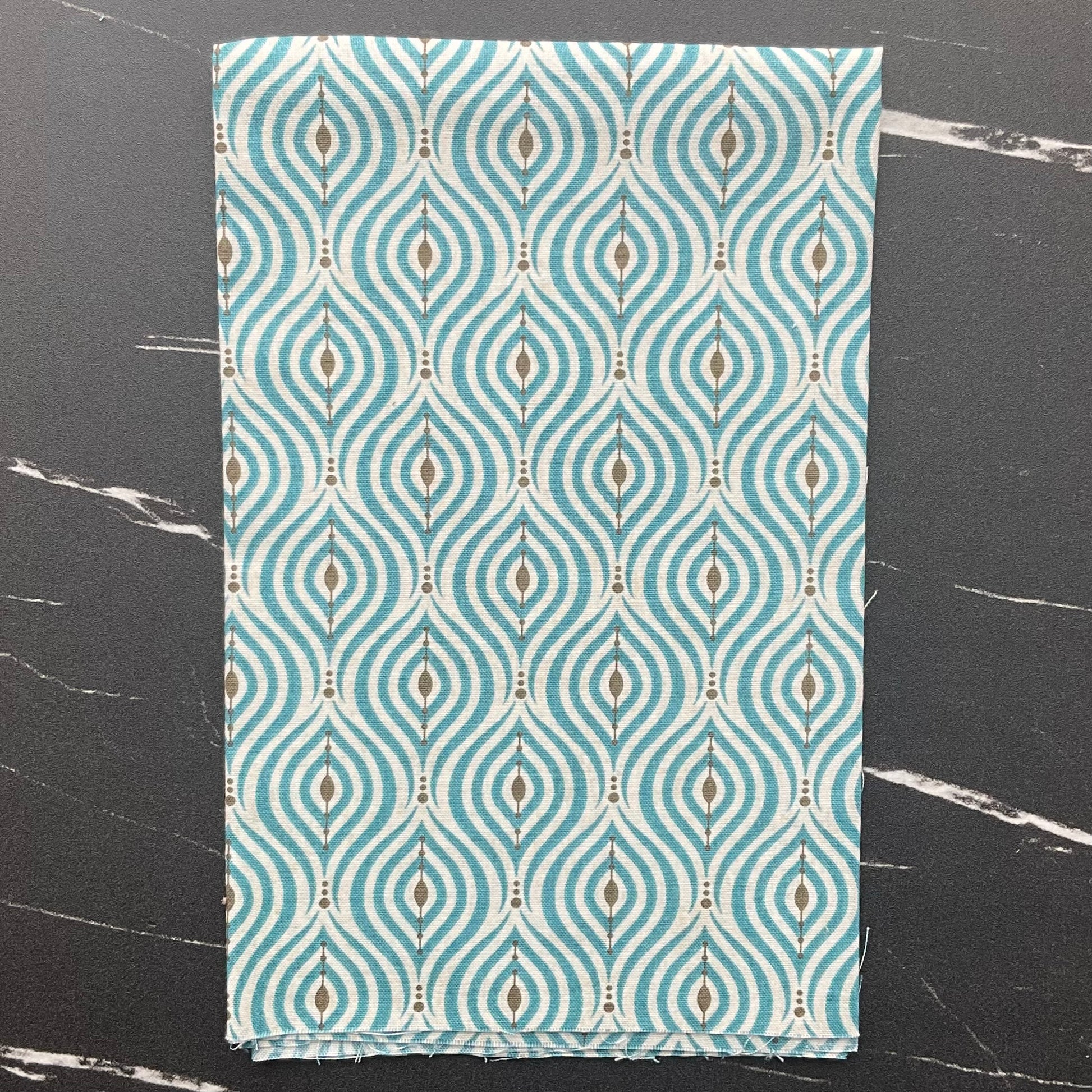 Nutmeg by BasicGrey Apple Core Cabana 30703 14