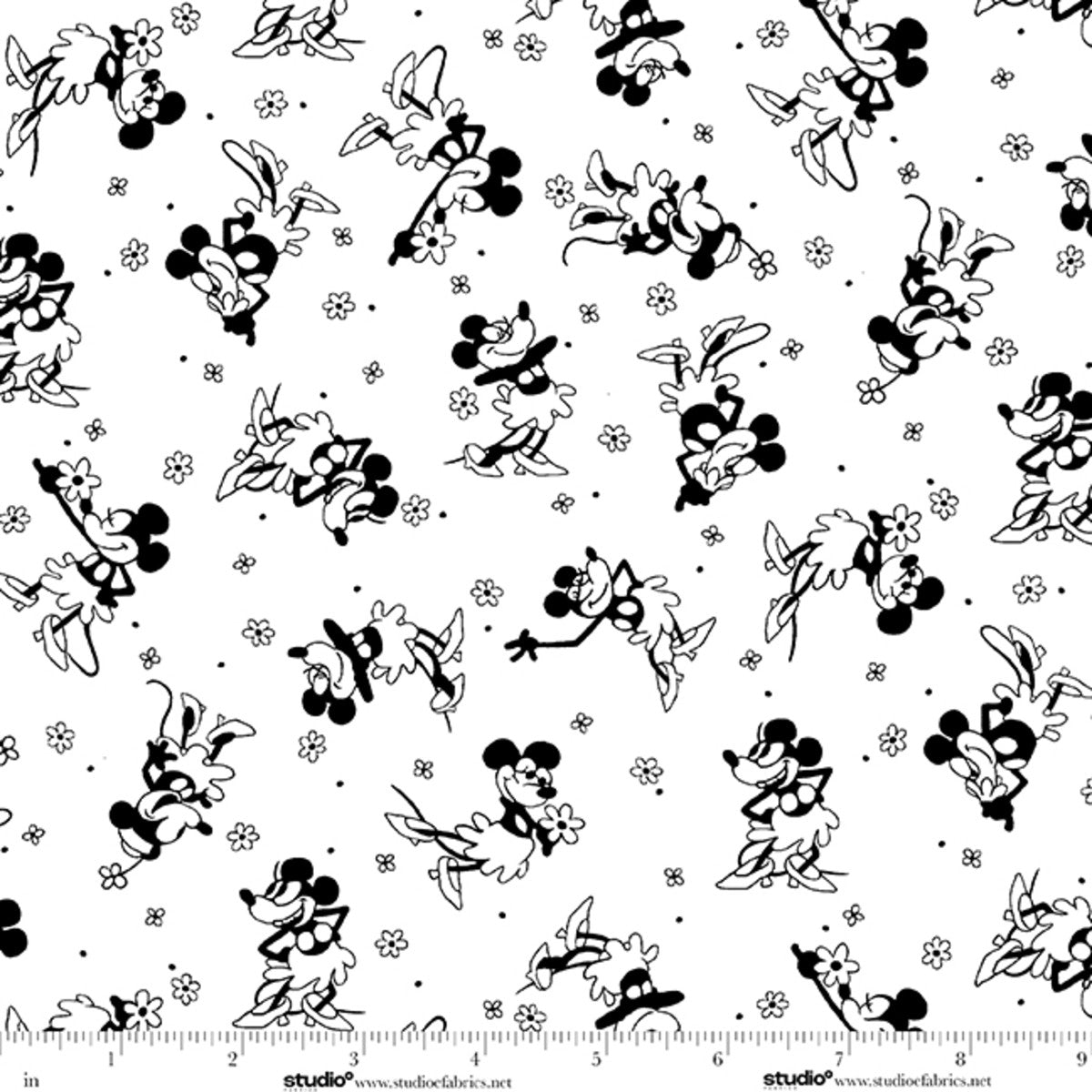 Oh Willie, You're So Fine by Chelsea DesignWorks : Smelling The Flowers White/Black 9496-09