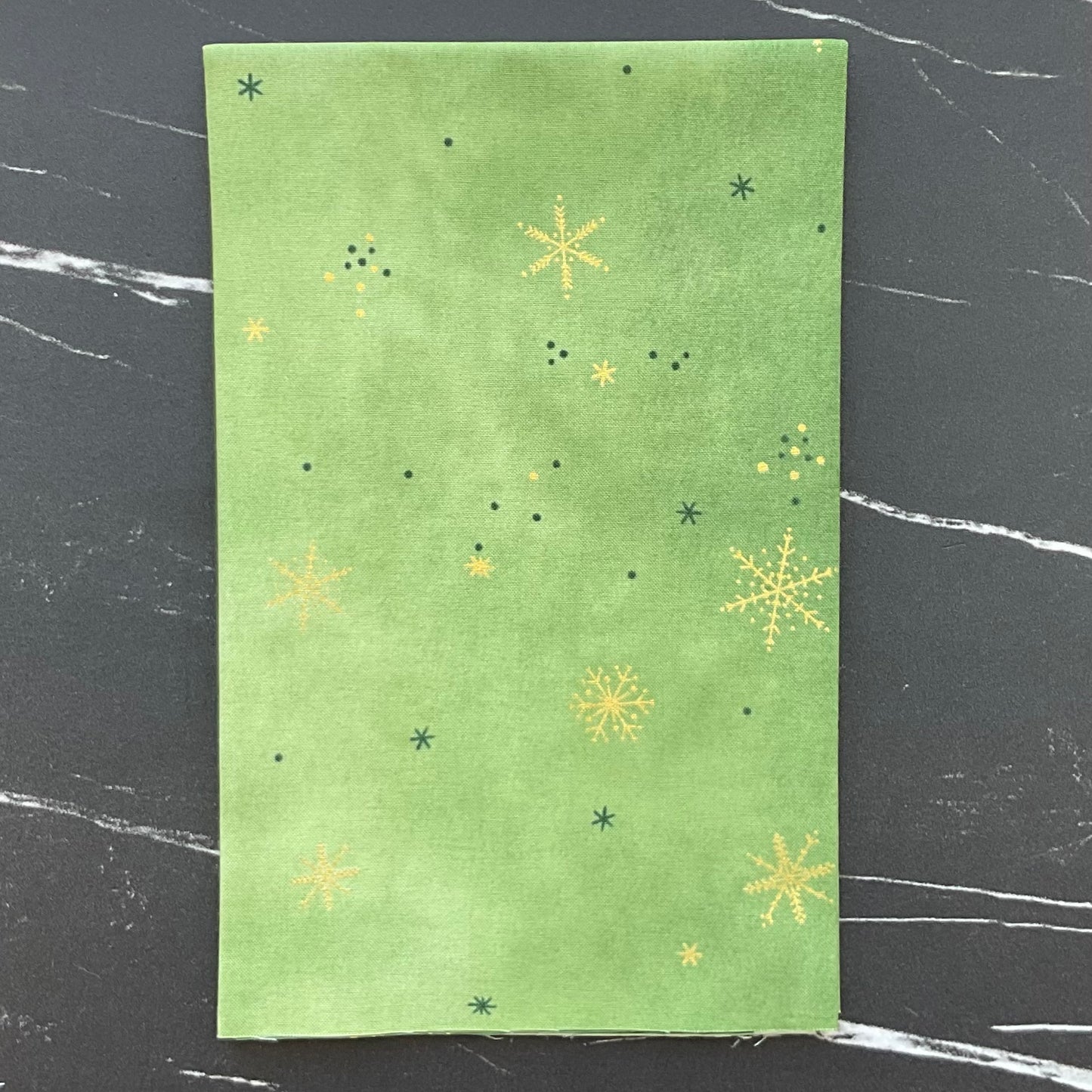 Ombre Flurries by V and Co. - Mint 10874 210MS