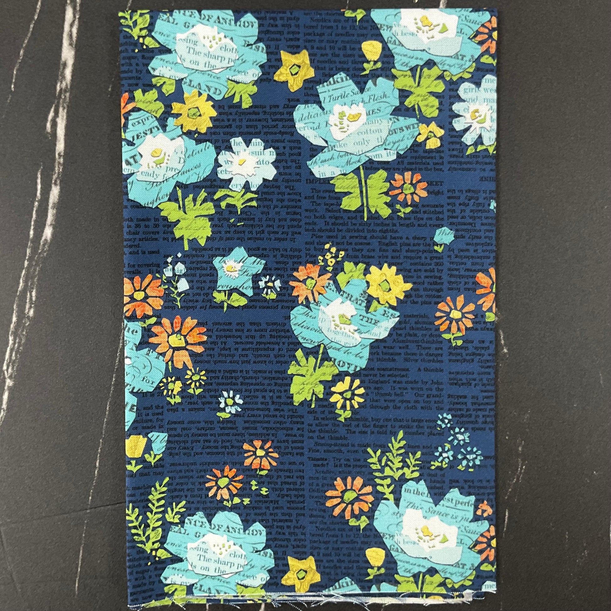 Paper Hamlet by Cathe Holden : Fabric Bundle