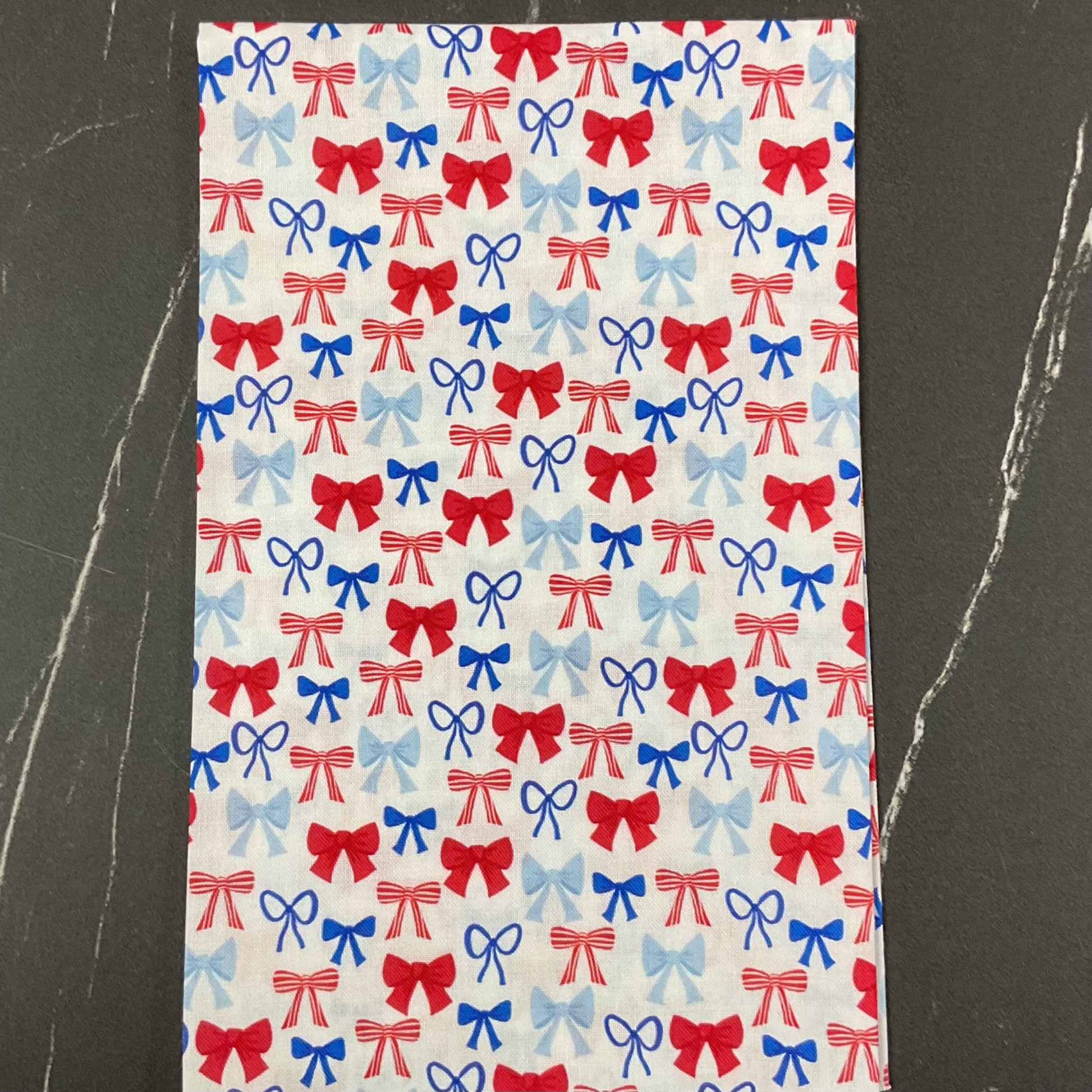 Patriotic Minis by P&B Textiles : Fabric Bundles