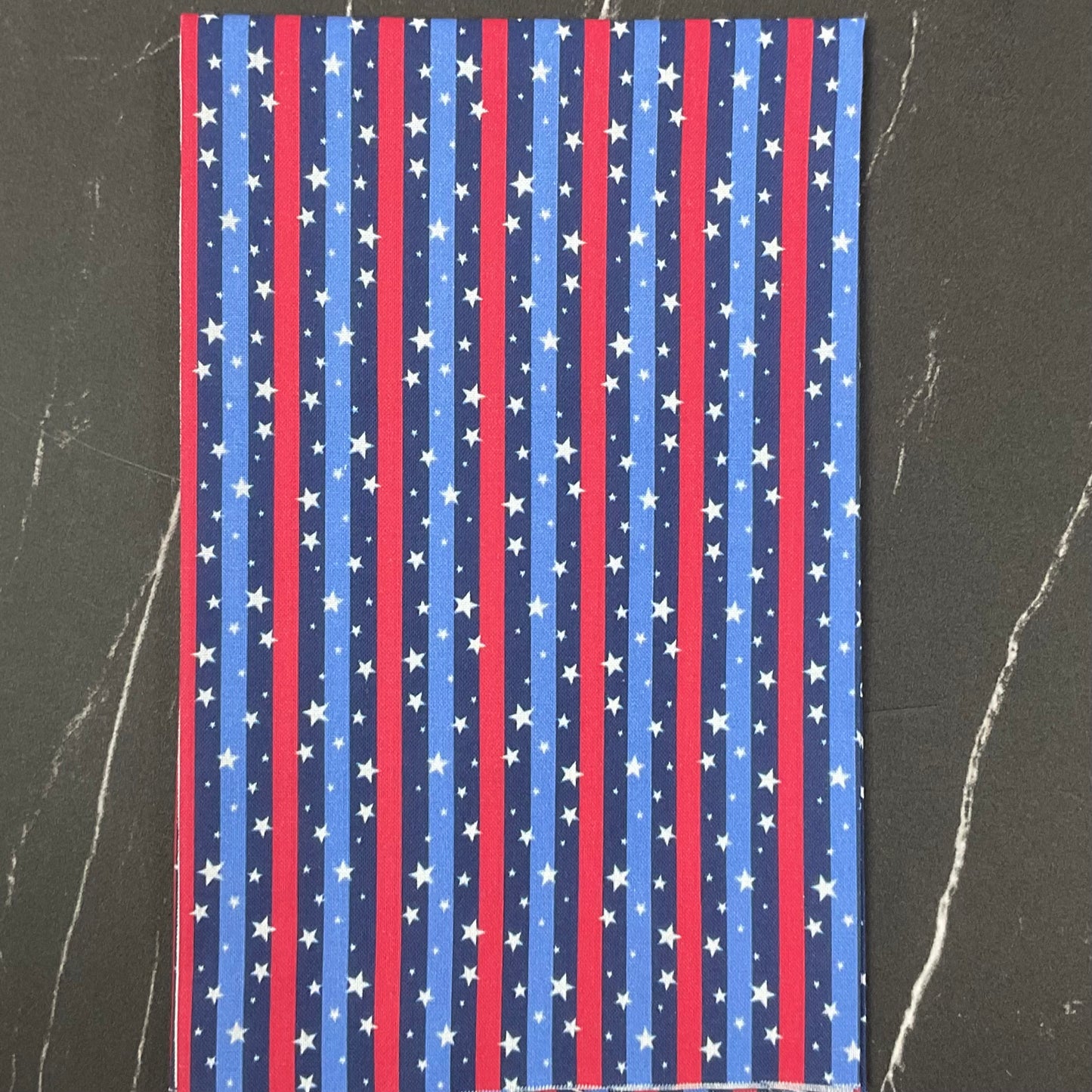 Patriotic Minis by P&B Textiles : Fabric Bundles