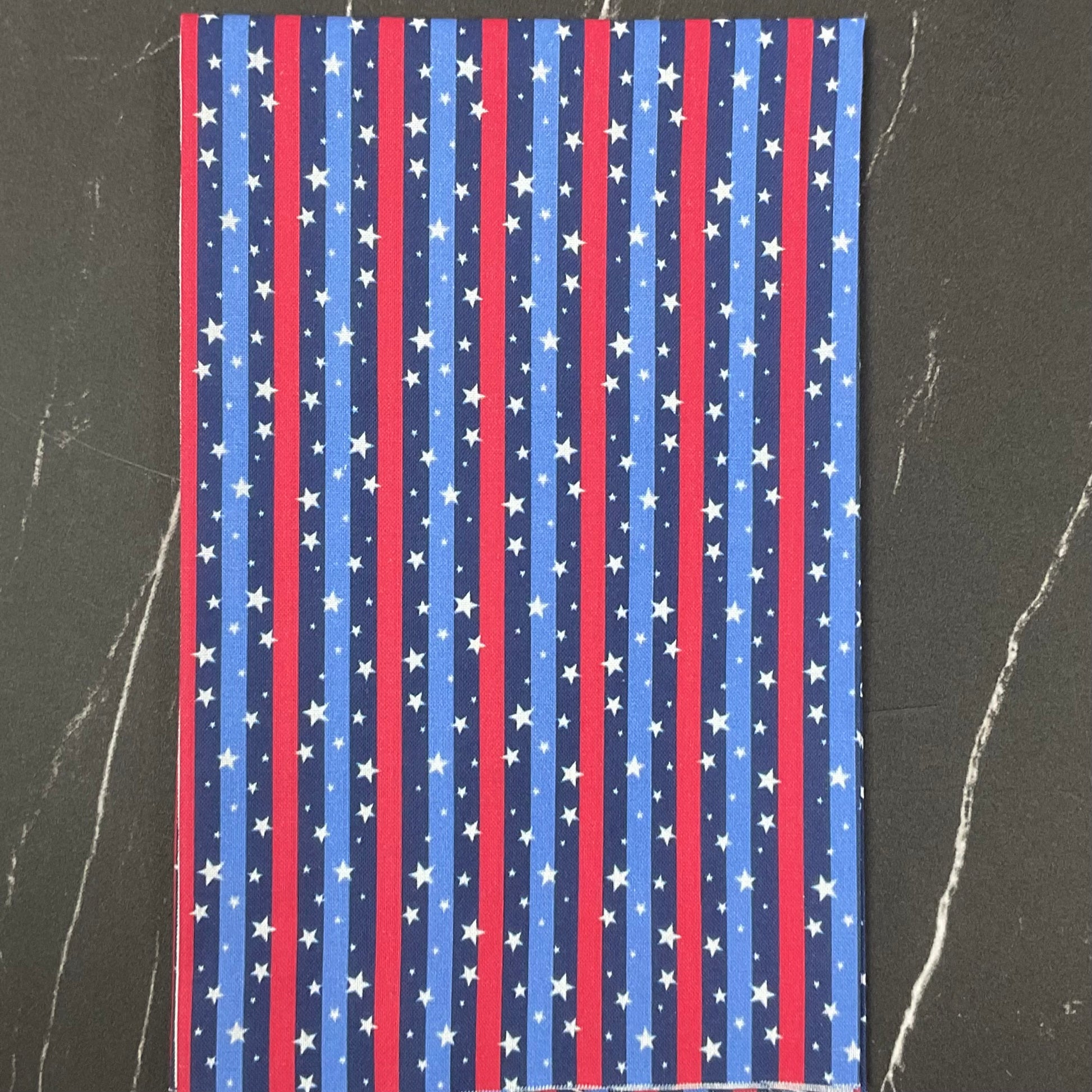 Patriotic Minis by P&B Textiles : Fabric Bundles