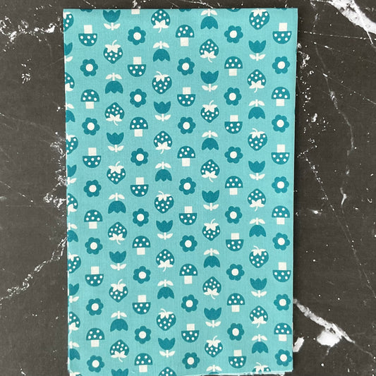 Picture Book by Kimberly Kight : Strawbitties Playroom RS3074 17